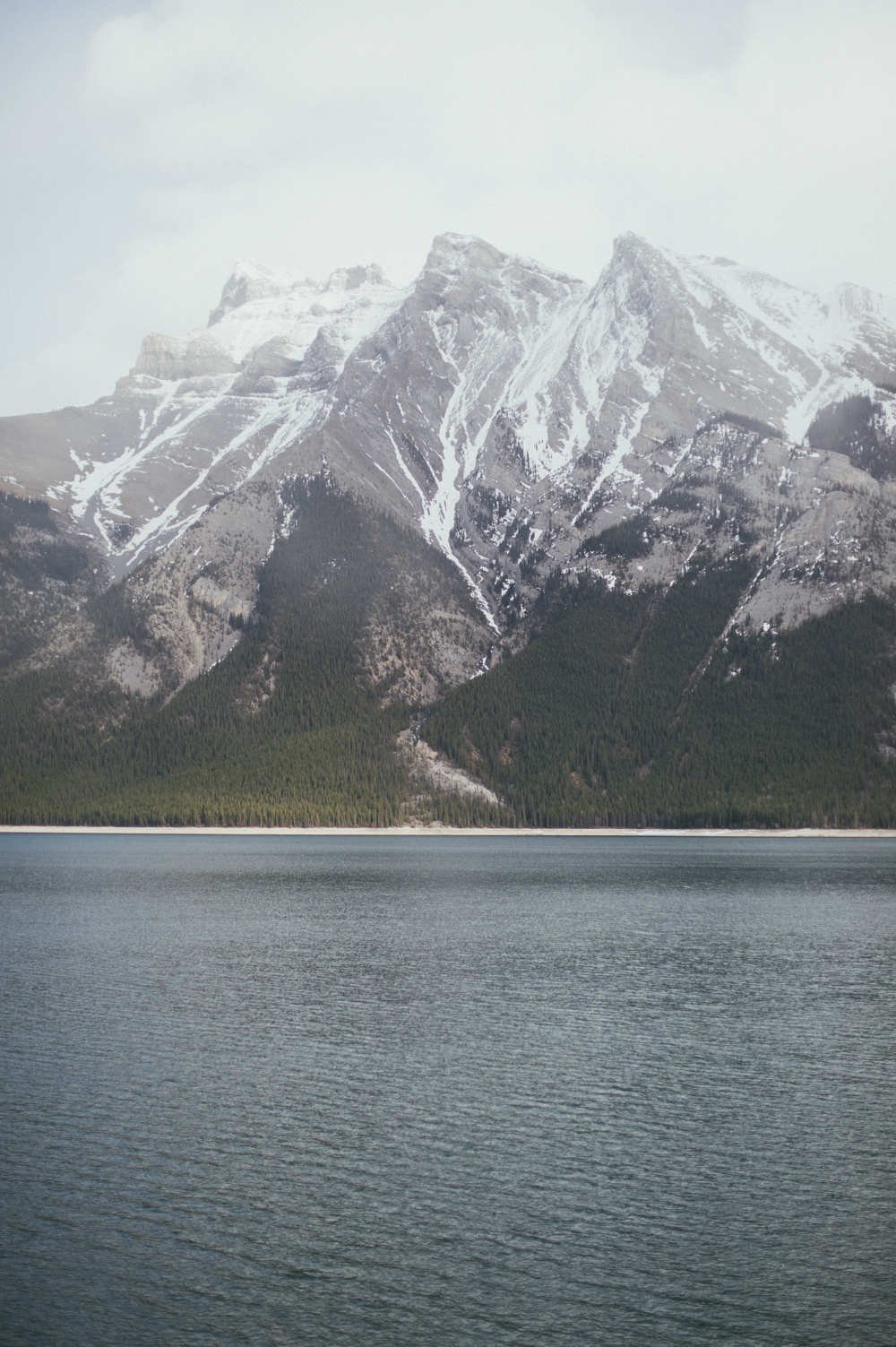 Lake Minnewanka, Alberta