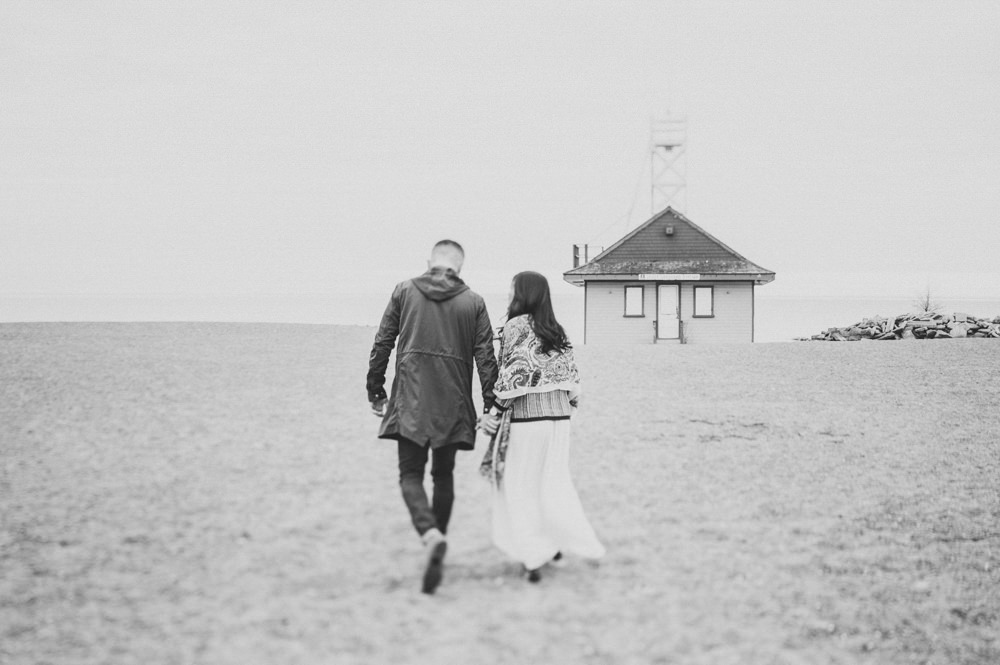 Toronto Leuty Beach Engagement // Daring Wanderer