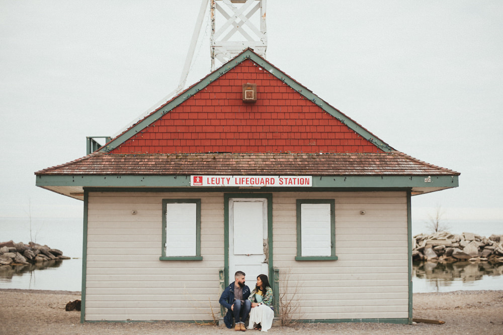 Toronto Leuty Beach Engagement // Daring Wanderer