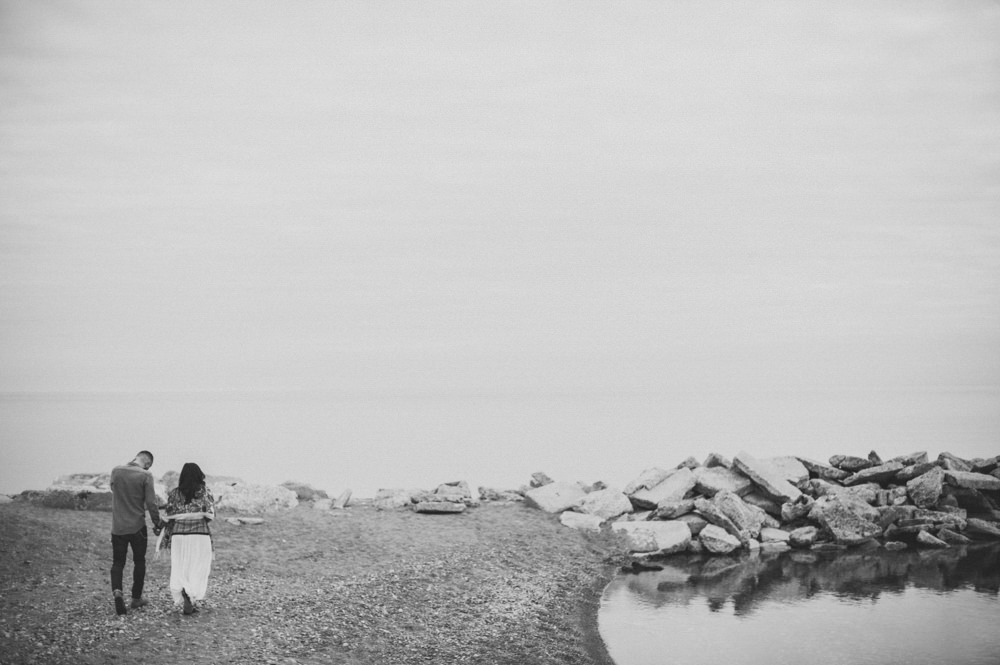 Toronto Leuty Beach Engagement // Daring Wanderer