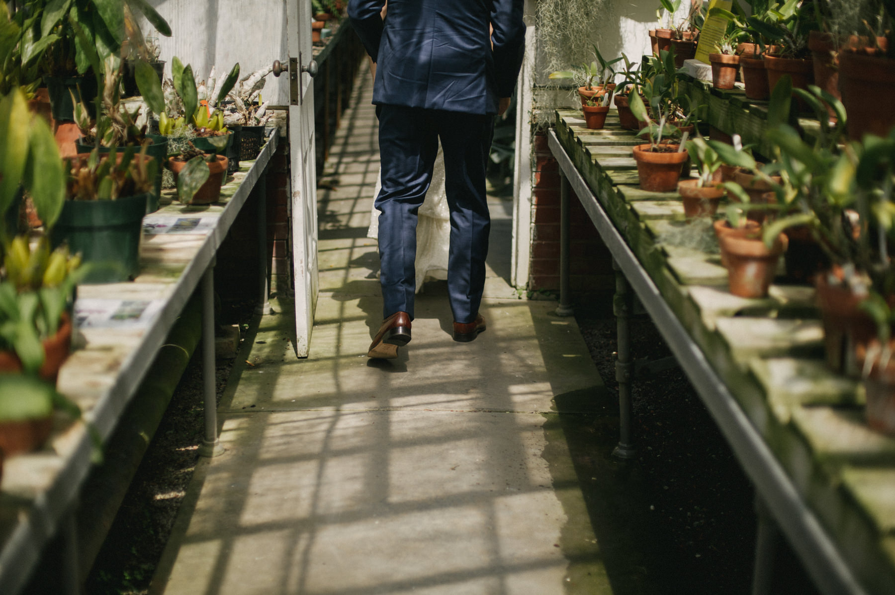 Botanical Greenhouse Wedding at Sonnenberg Gardens // Daring Wanderer