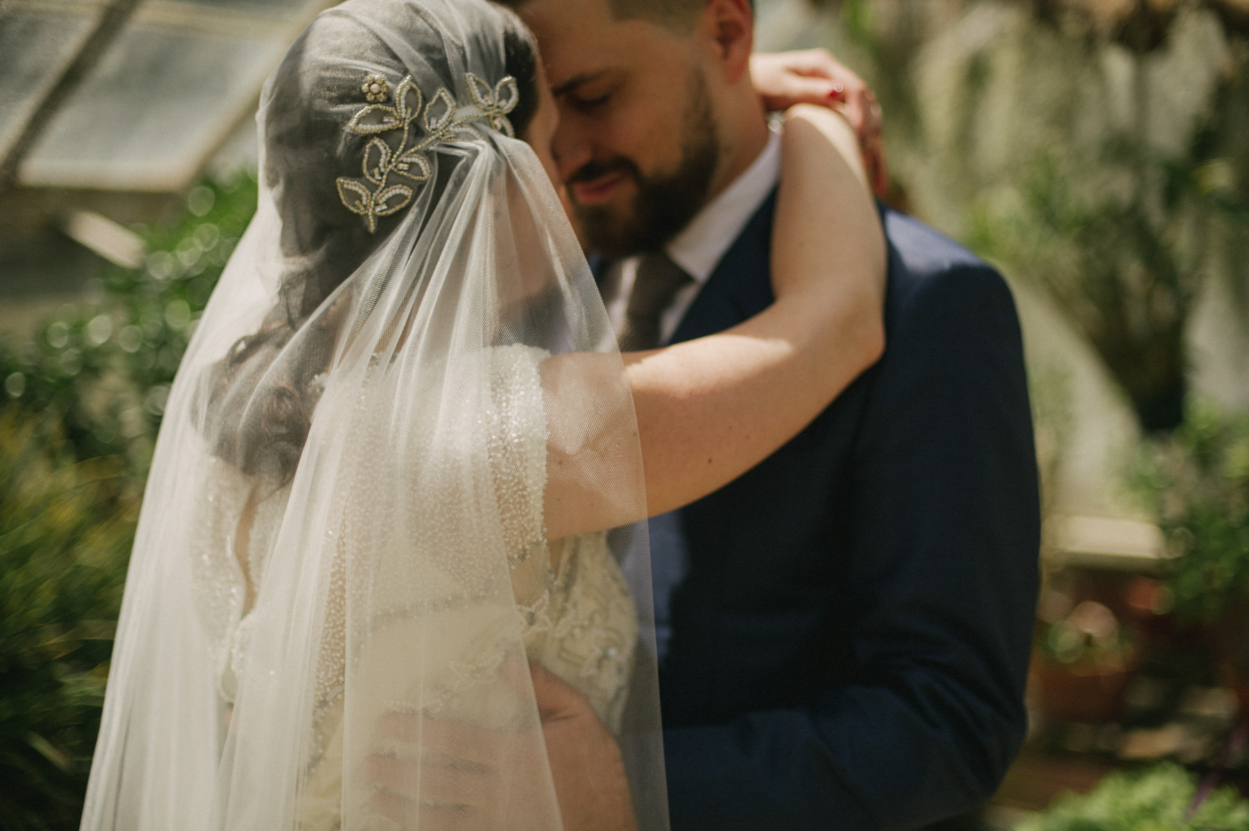 Botanical Greenhouse Wedding at Sonnenberg Gardens // Daring Wanderer