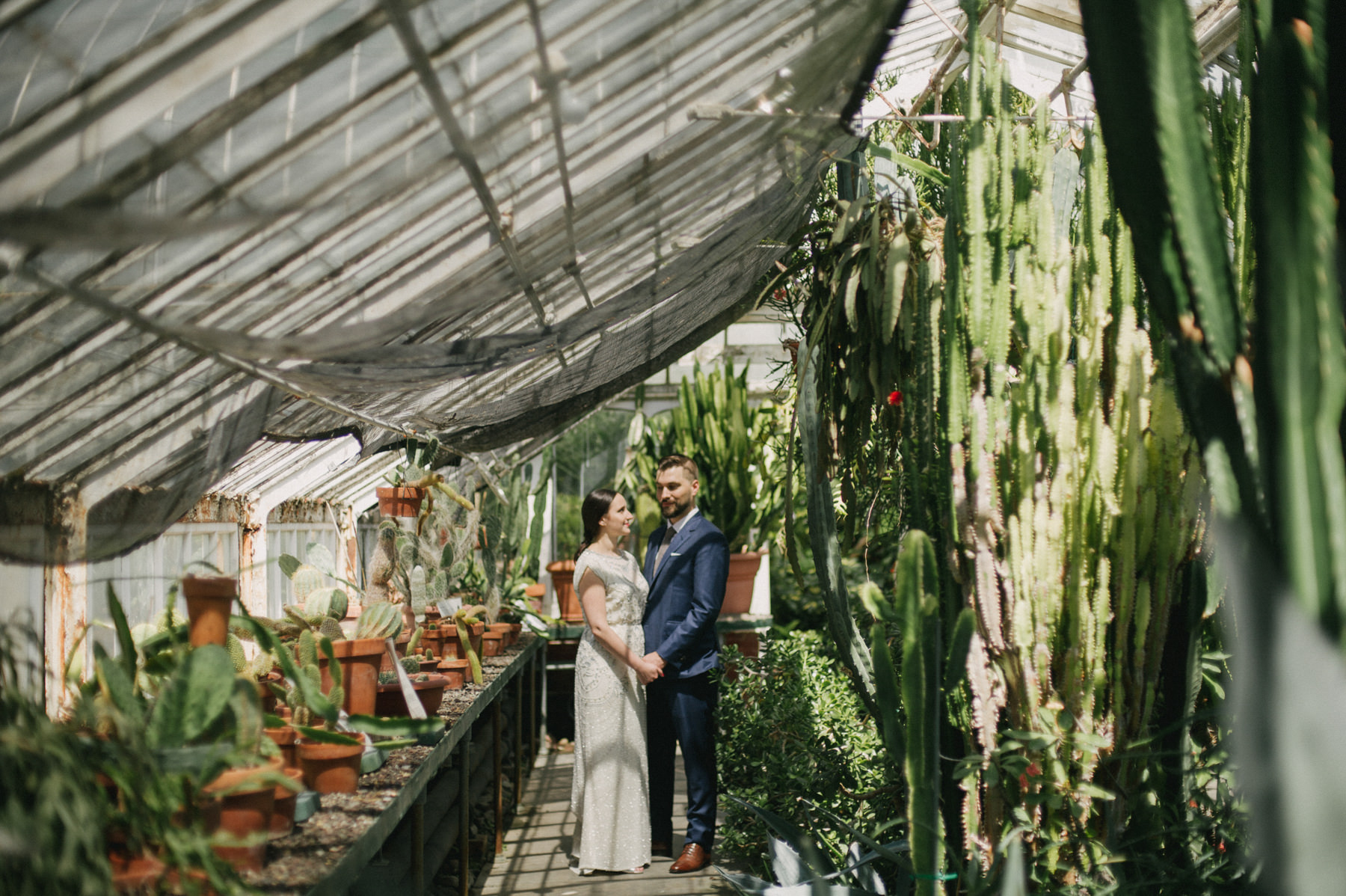 Botanical Greenhouse Wedding at Sonnenberg Gardens // Daring Wanderer