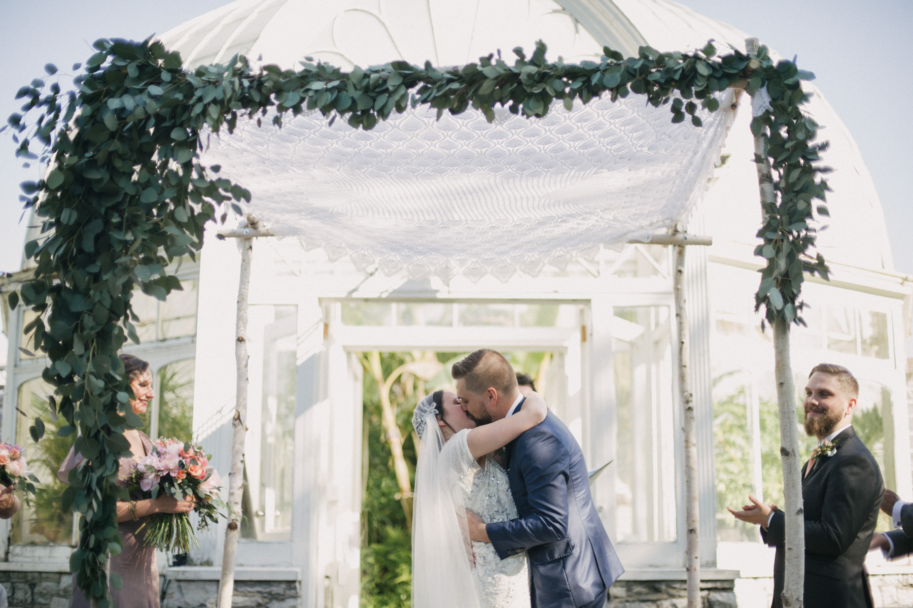 Botanical Greenhouse Wedding at Sonnenberg Gardens // Daring Wanderer