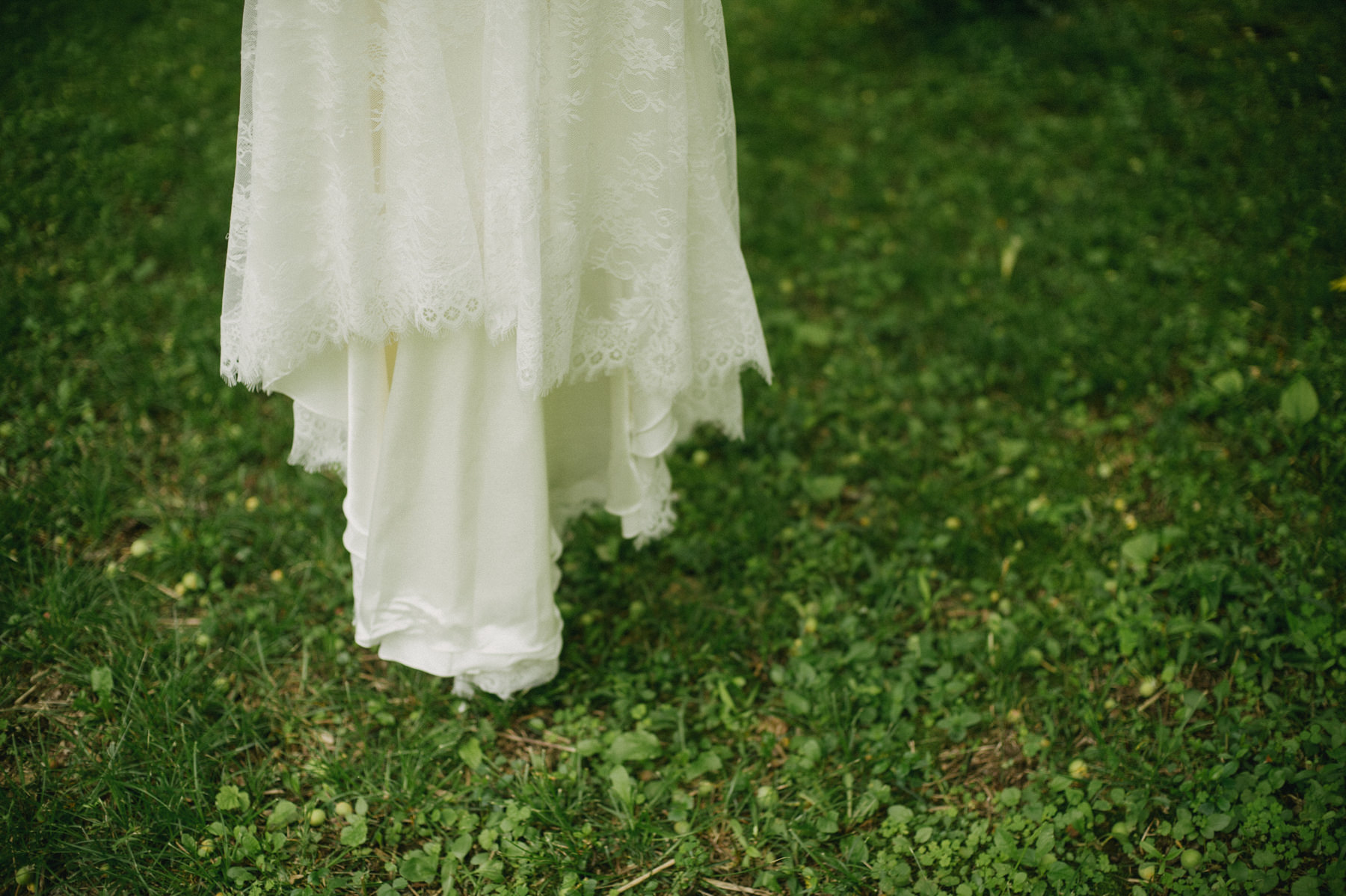 Daring Wanderer. Destination Wedding Photographer // Intimate Skyloft Wedding