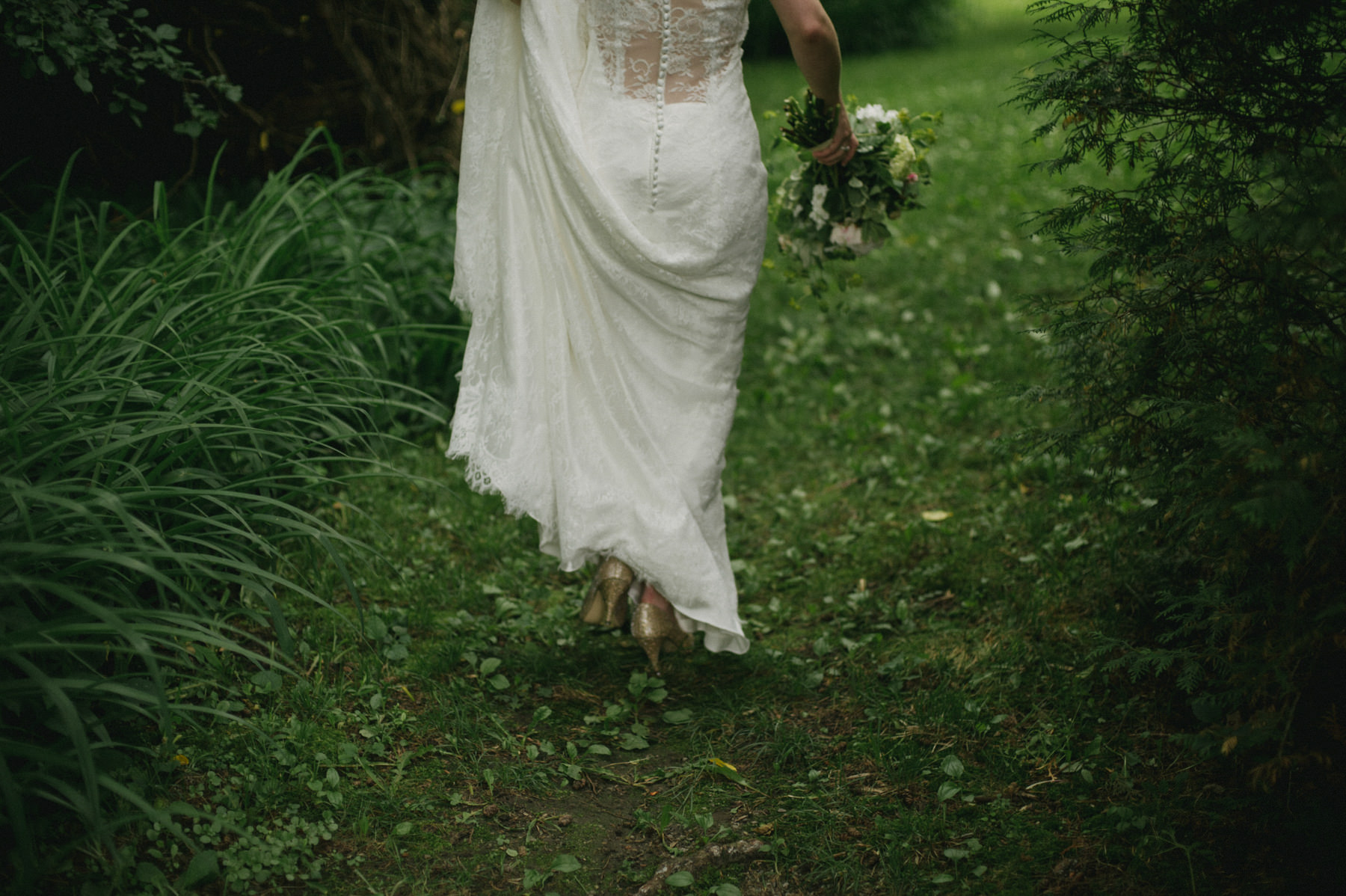 Daring Wanderer. Destination Wedding Photographer // Intimate Skyloft Wedding