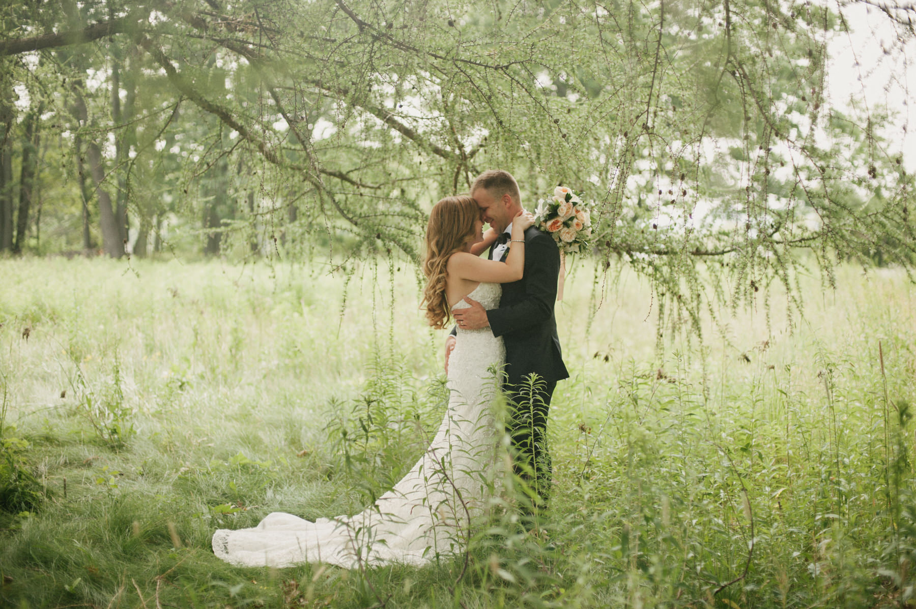 Art Gallery of Hamilton Wedding // Daring Wanderer. Toronto Wedding Photographer.