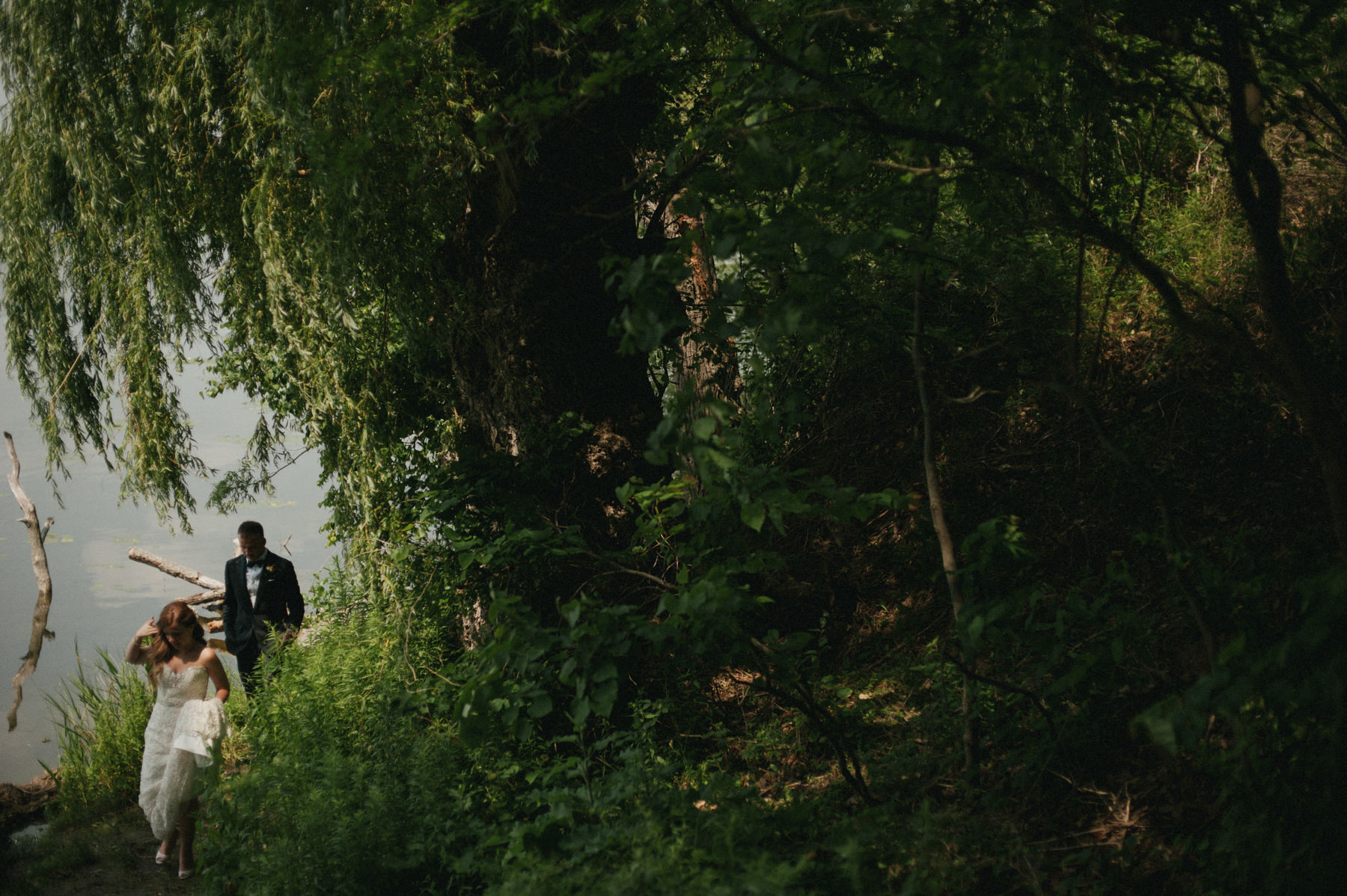 Art Gallery of Hamilton Wedding // Daring Wanderer. Toronto Wedding Photographer.