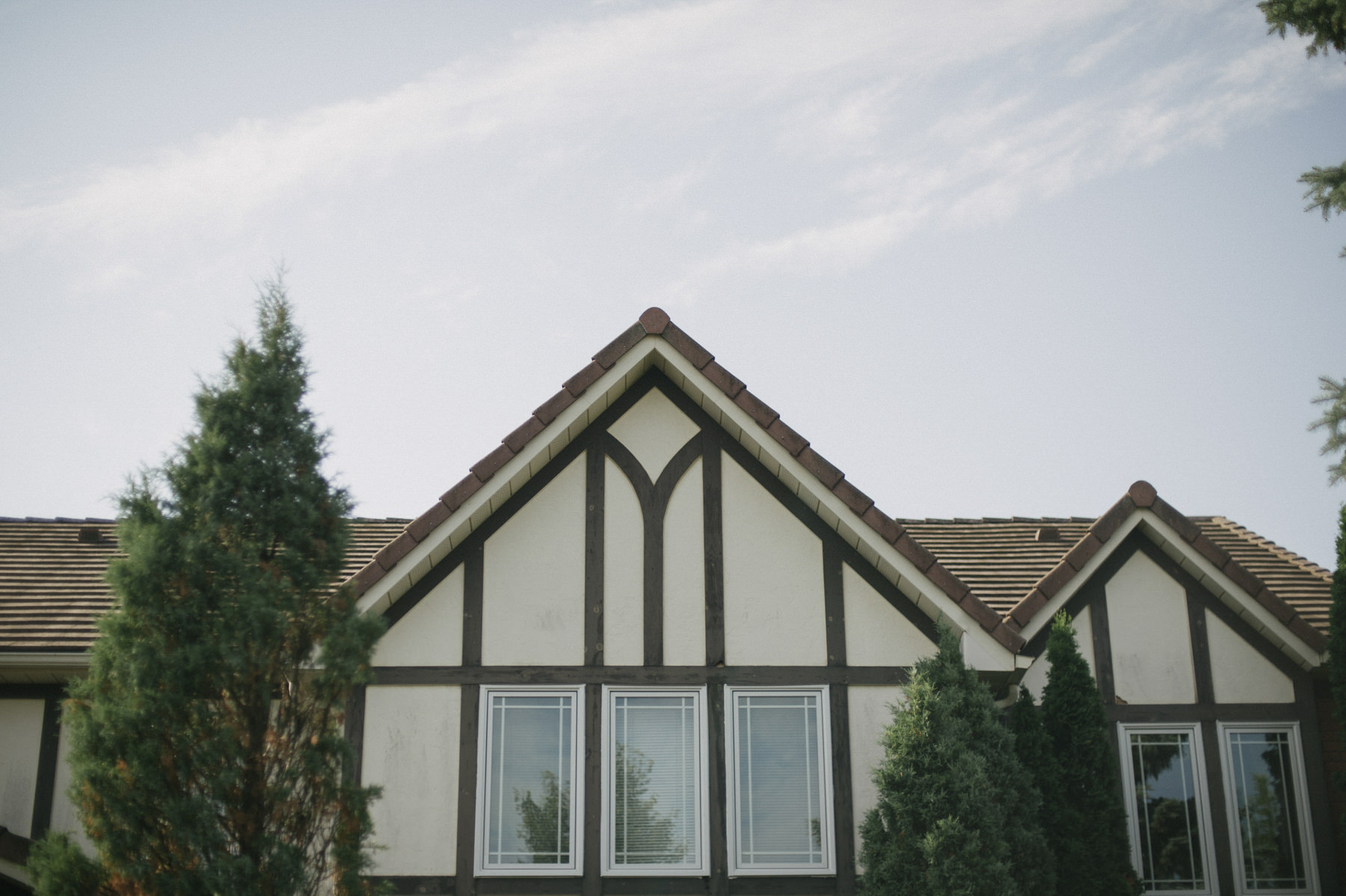 Vintage Wedding at Leslie Log House // Daring Wanderer