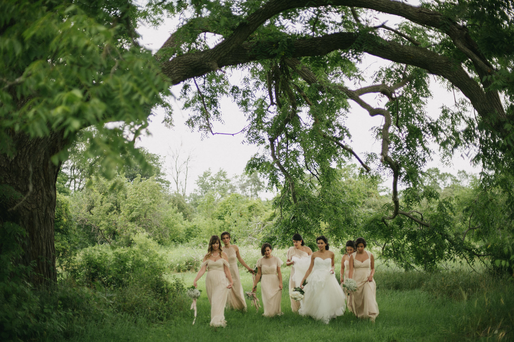 Vintage Wedding at Leslie Log House // Daring Wanderer