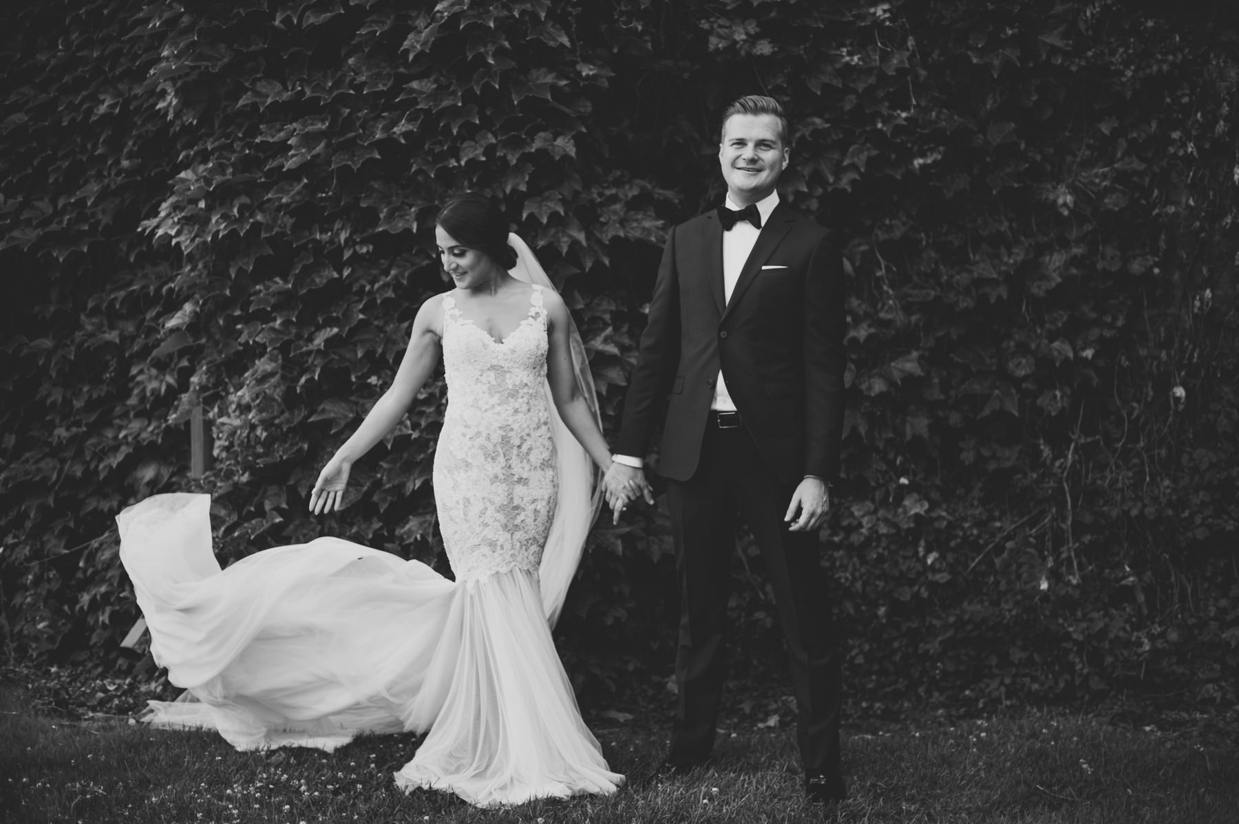 Intimate wedding at Hart House. Toronto Wedding Photographer // Daring Wanderer