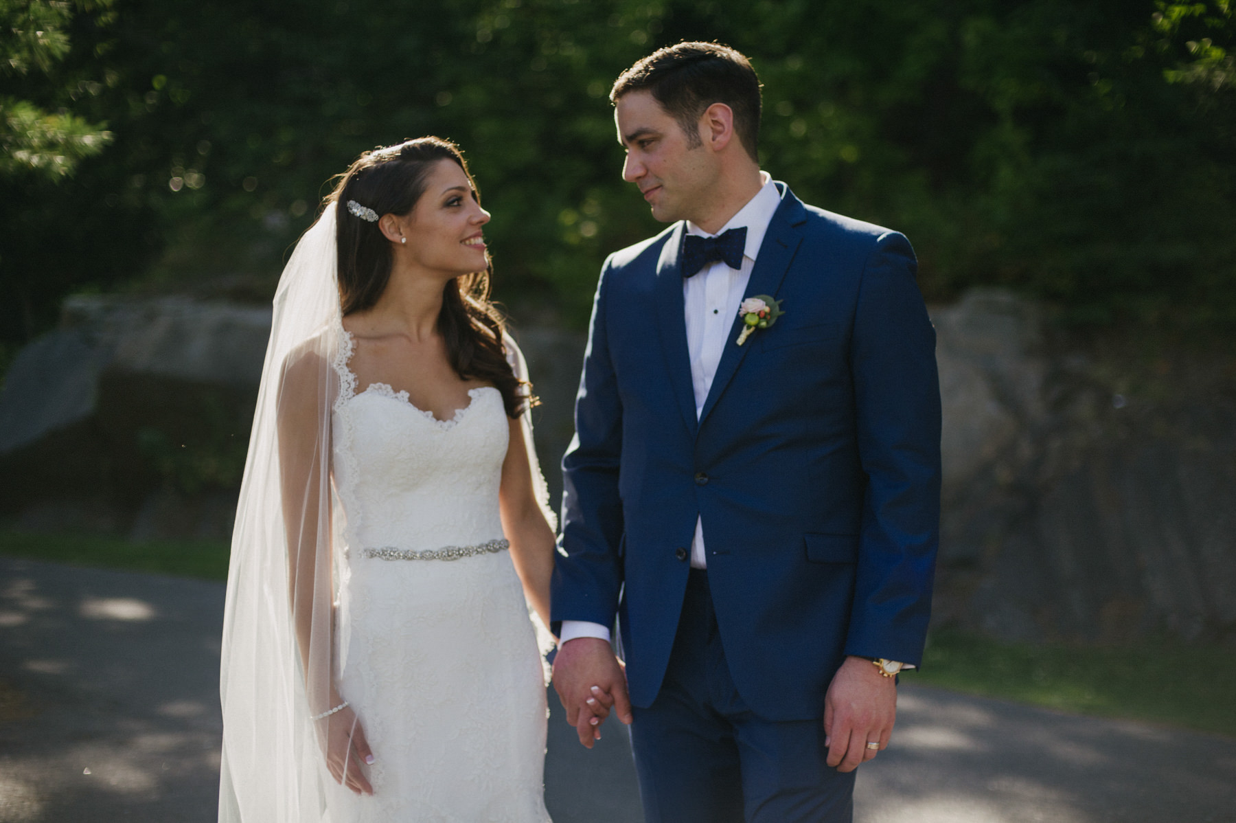 Daring Wanderer Photography - Daring Wanderer - Muskoka wedding photographer - Ontario wedding photographer - northern ontario wedding photographer - ridge at manitou wedding - cottage wedding - intimate cottage wedding