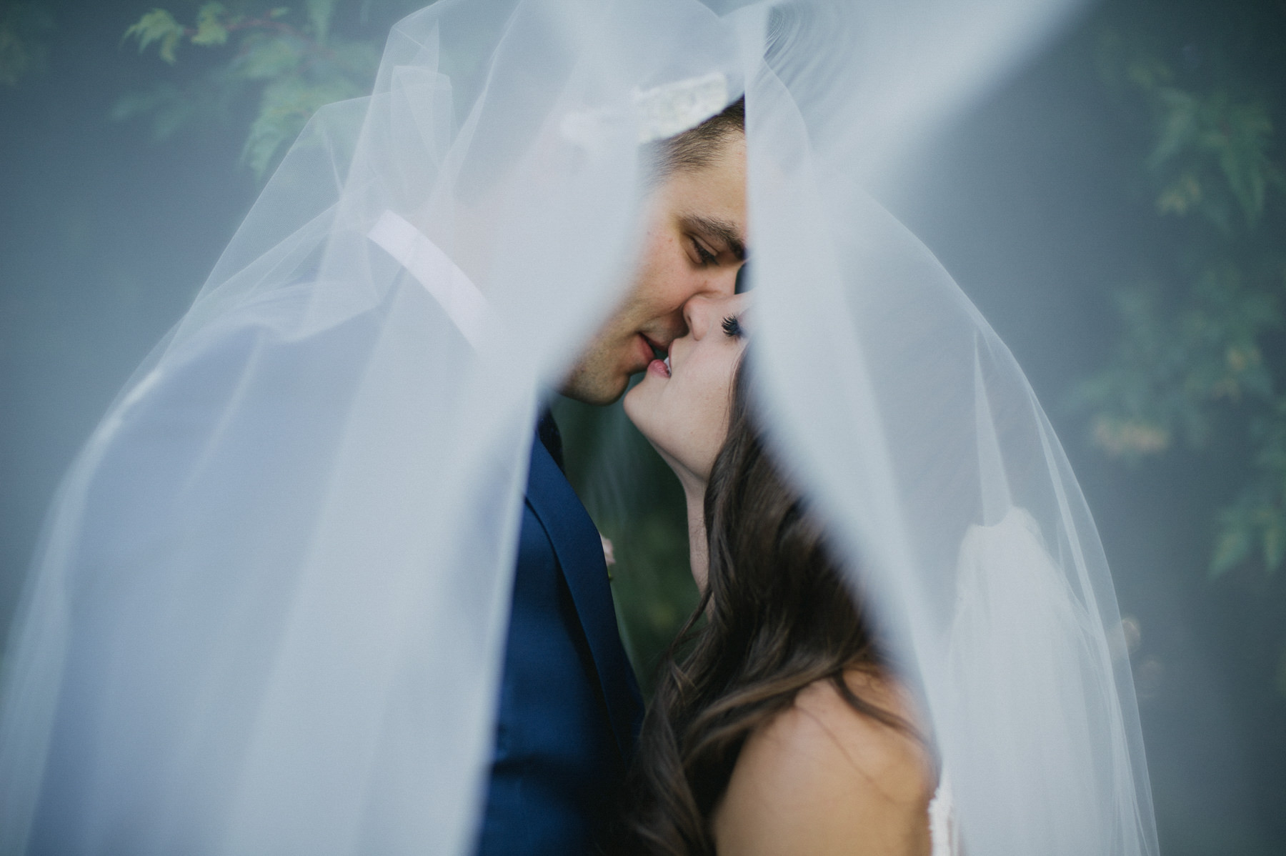 Daring Wanderer Photography - Daring Wanderer - Muskoka wedding photographer - Ontario wedding photographer - northern ontario wedding photographer - ridge at manitou wedding - cottage wedding - intimate cottage wedding