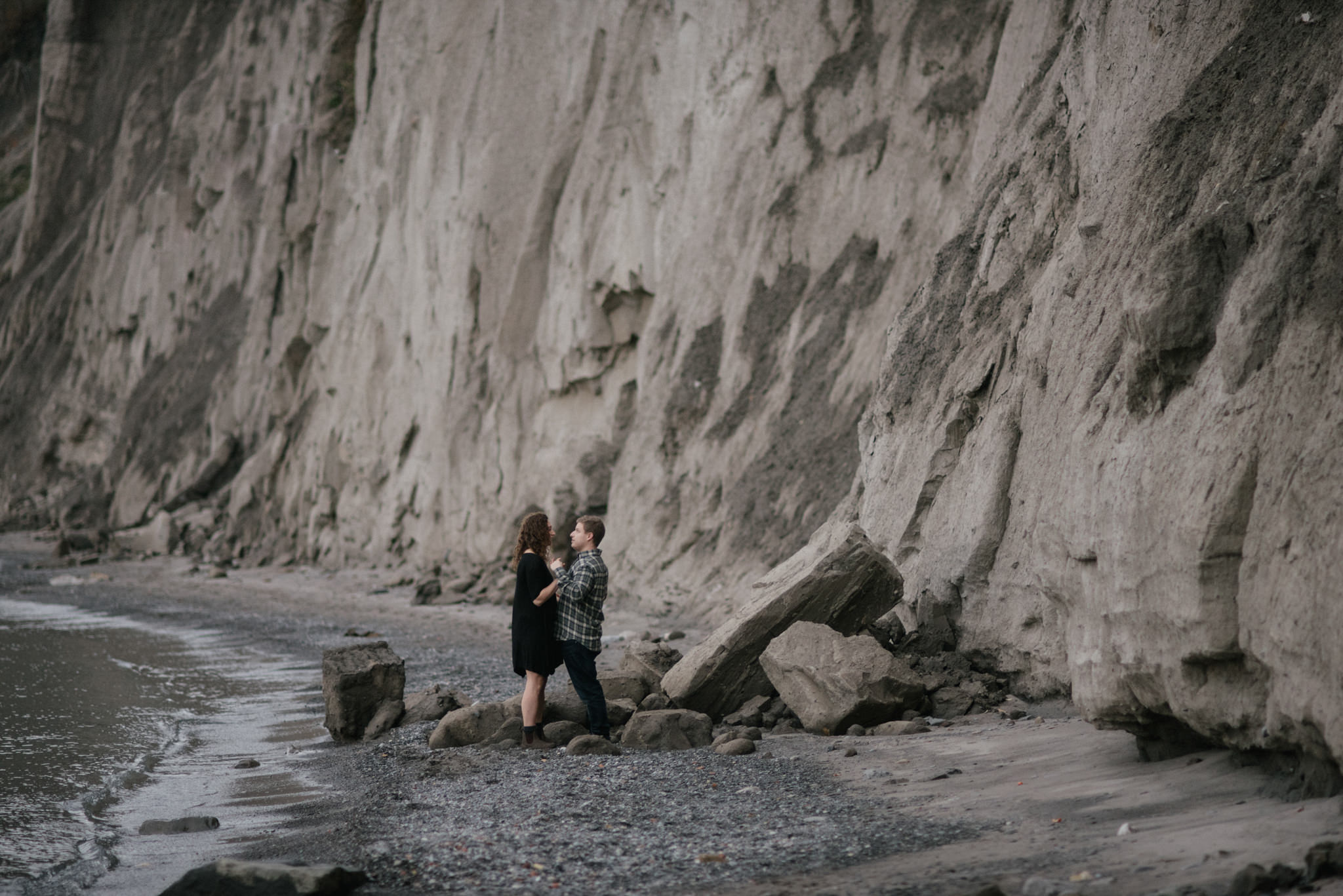 Daring Wanderer Photography - Daring Wanderer - Destination Wedding Photographer - Sunrise - Beach - Scarborough Bluffs - Bluffers Park engagement - Toronto engagement photographer - love - engagement shoot - toronto engagement - sunrise engagement shoot - lake ontario