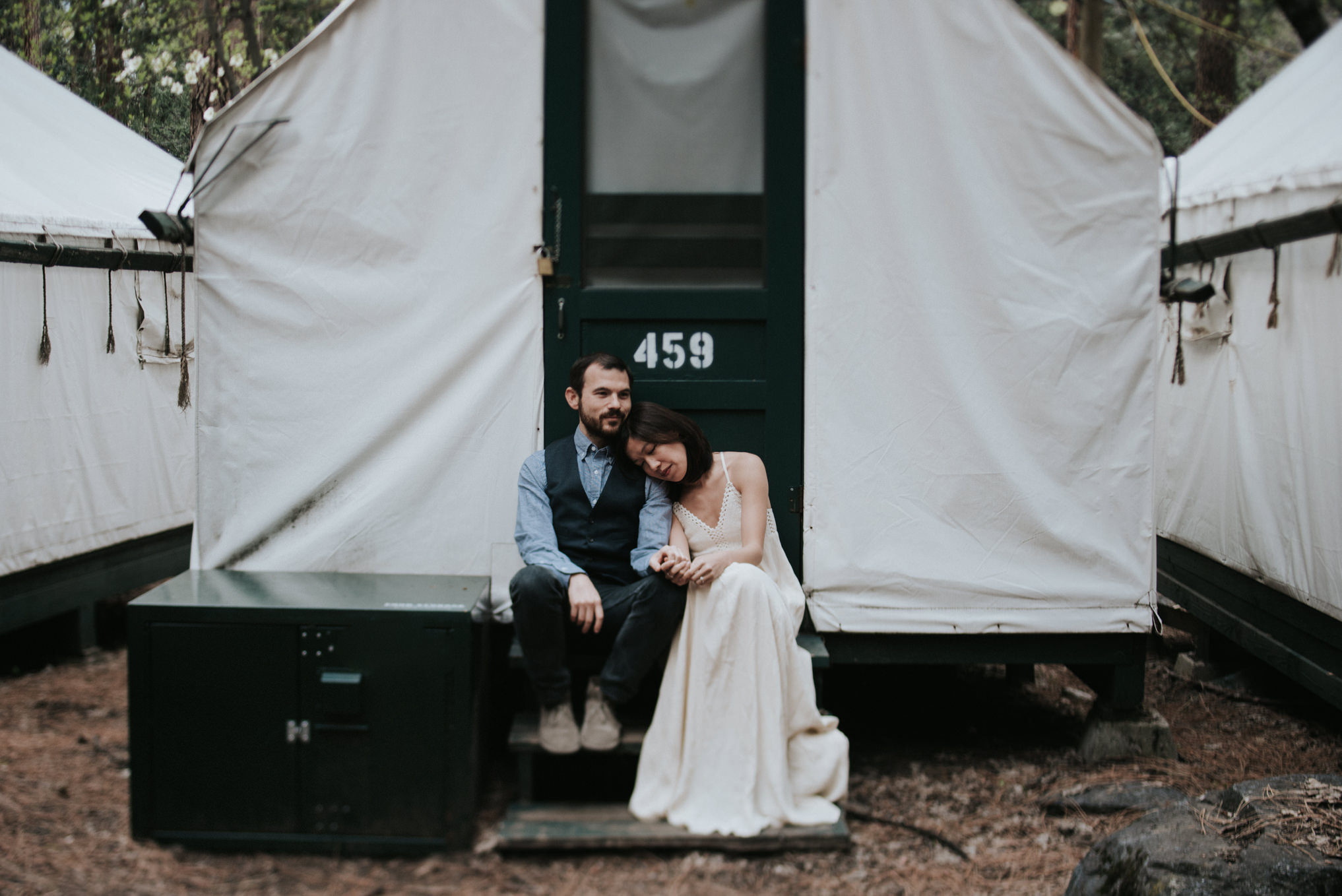 Intimate Yosemite Wedding Portraits // Daring Wanderer