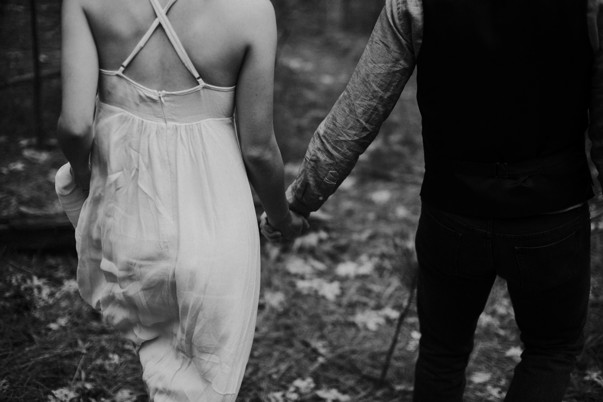 Intimate Yosemite Wedding Portraits // Daring Wanderer