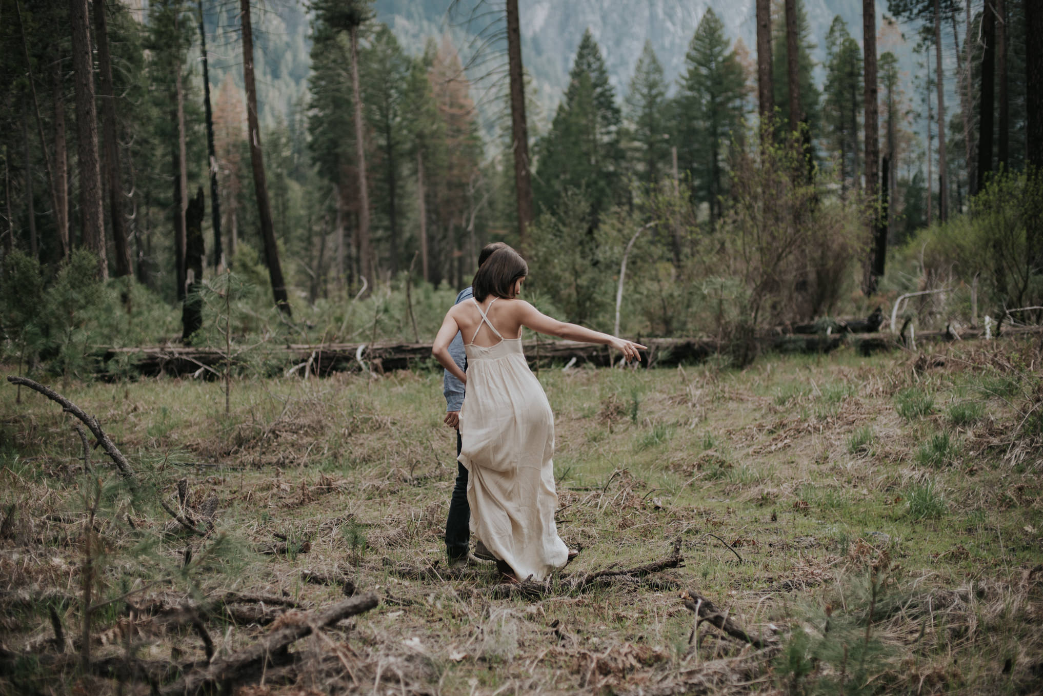 Intimate Yosemite Wedding Portraits // Daring Wanderer