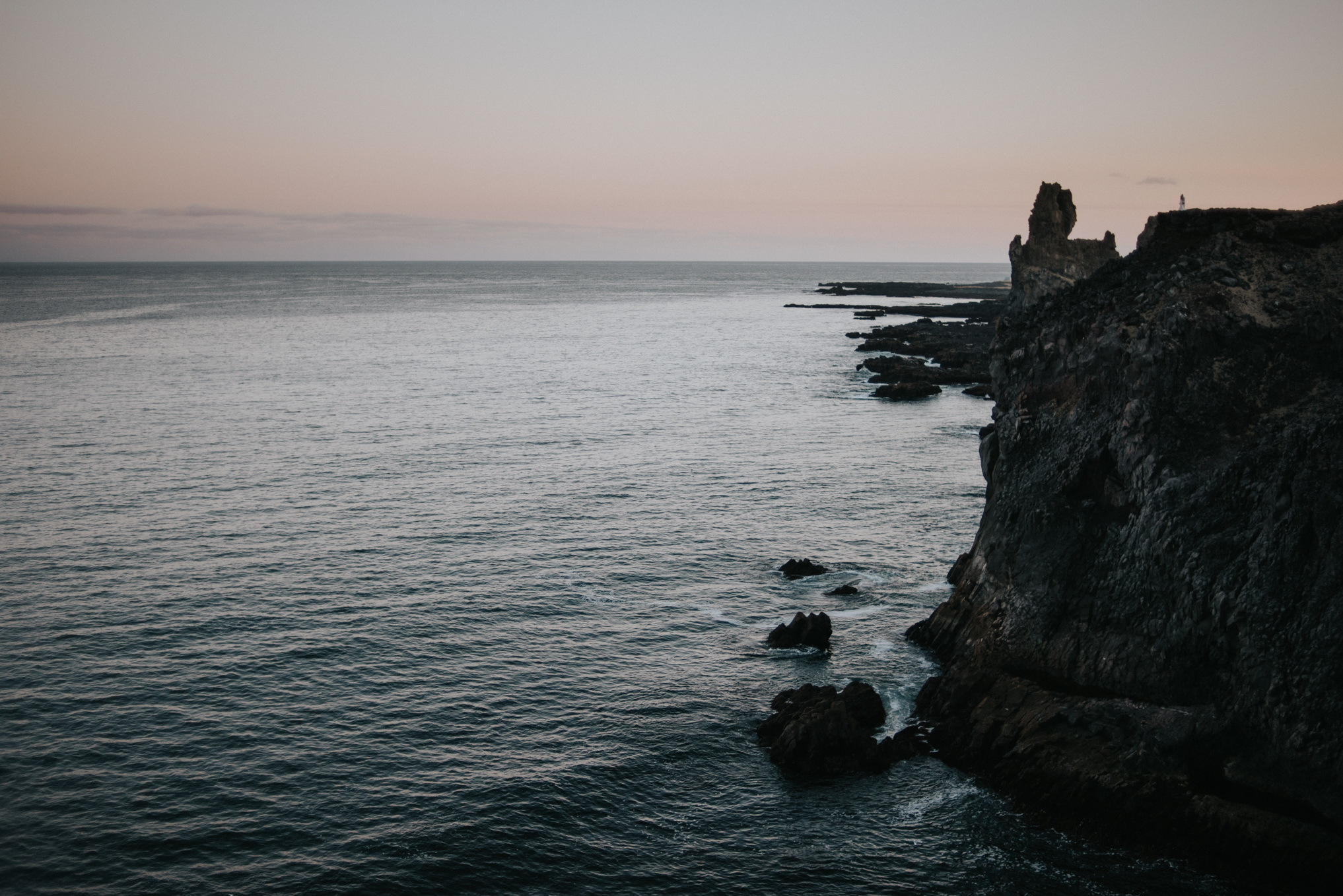 Texans Elope in Iceland: Dreamy Icelandic Midnight Sun Wedding // Daring Wanderer: www.daringwanderer.com