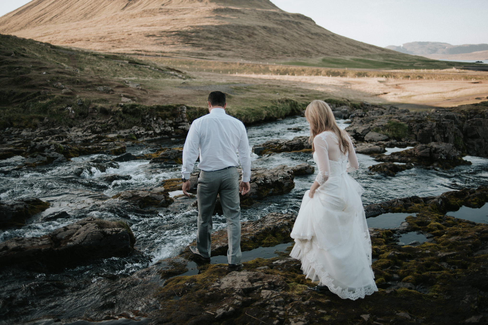 Texans Elope in Iceland: Dreamy Icelandic Midnight Sun Wedding // Daring Wanderer: www.daringwanderer.com