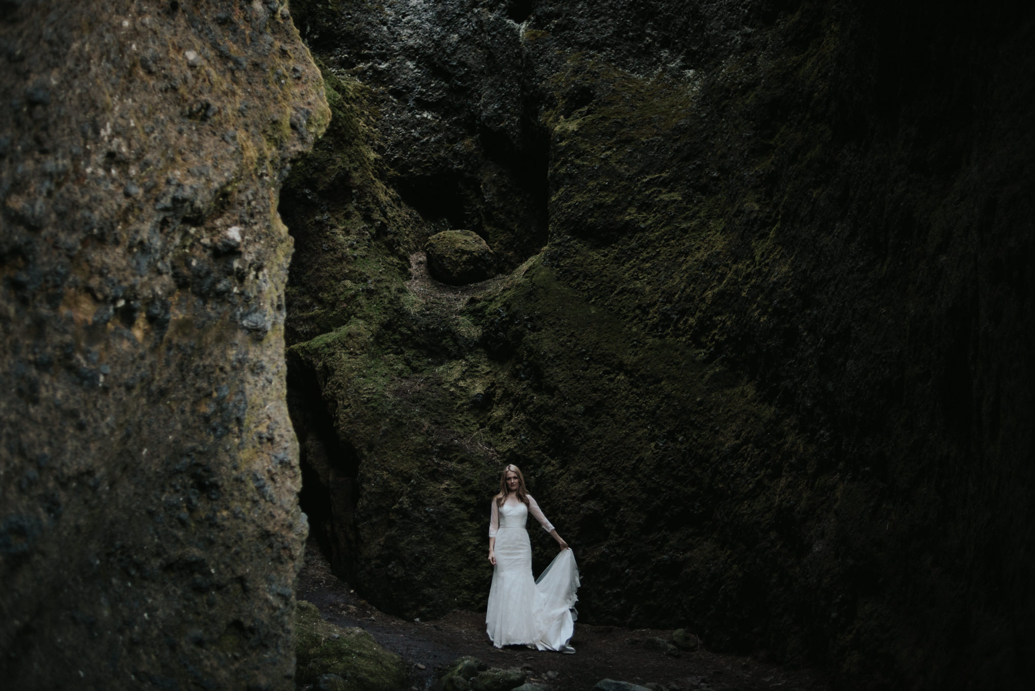 Texans Elope in Iceland: Dreamy Icelandic Midnight Sun Wedding // Daring Wanderer: www.daringwanderer.com