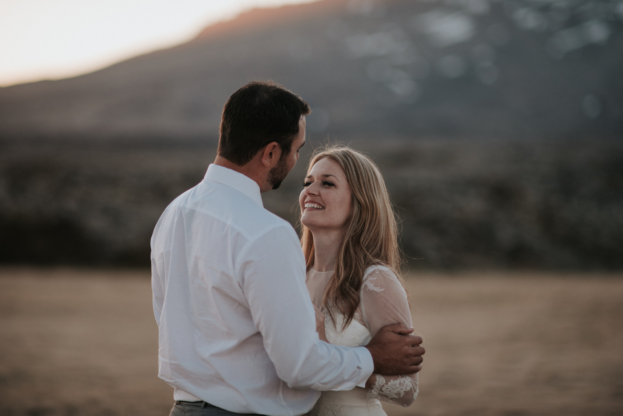 Texans Elope in Iceland: Dreamy Icelandic Midnight Sun Wedding // Daring Wanderer: www.daringwanderer.com