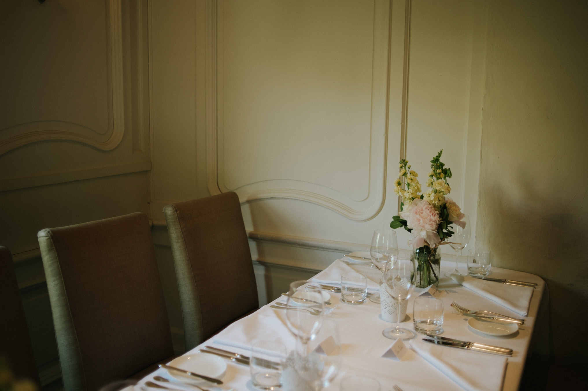 An intimate Auberge du Pommier Wedding in Toronto // Daring Wanderer: www.daringwanderer.com