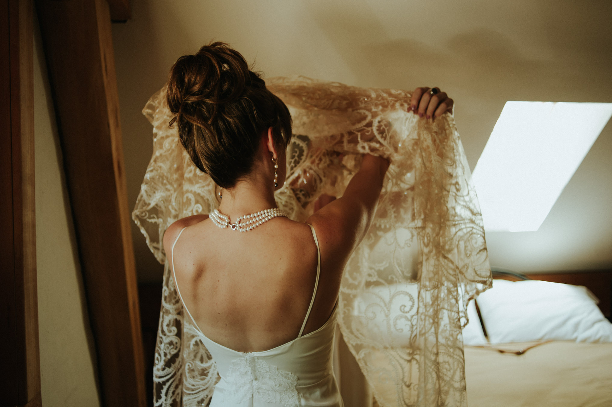 A dreamy femme babe same sex forest wedding at Riverstone Retreat // Daring Wanderer: www.daringwanderer.com