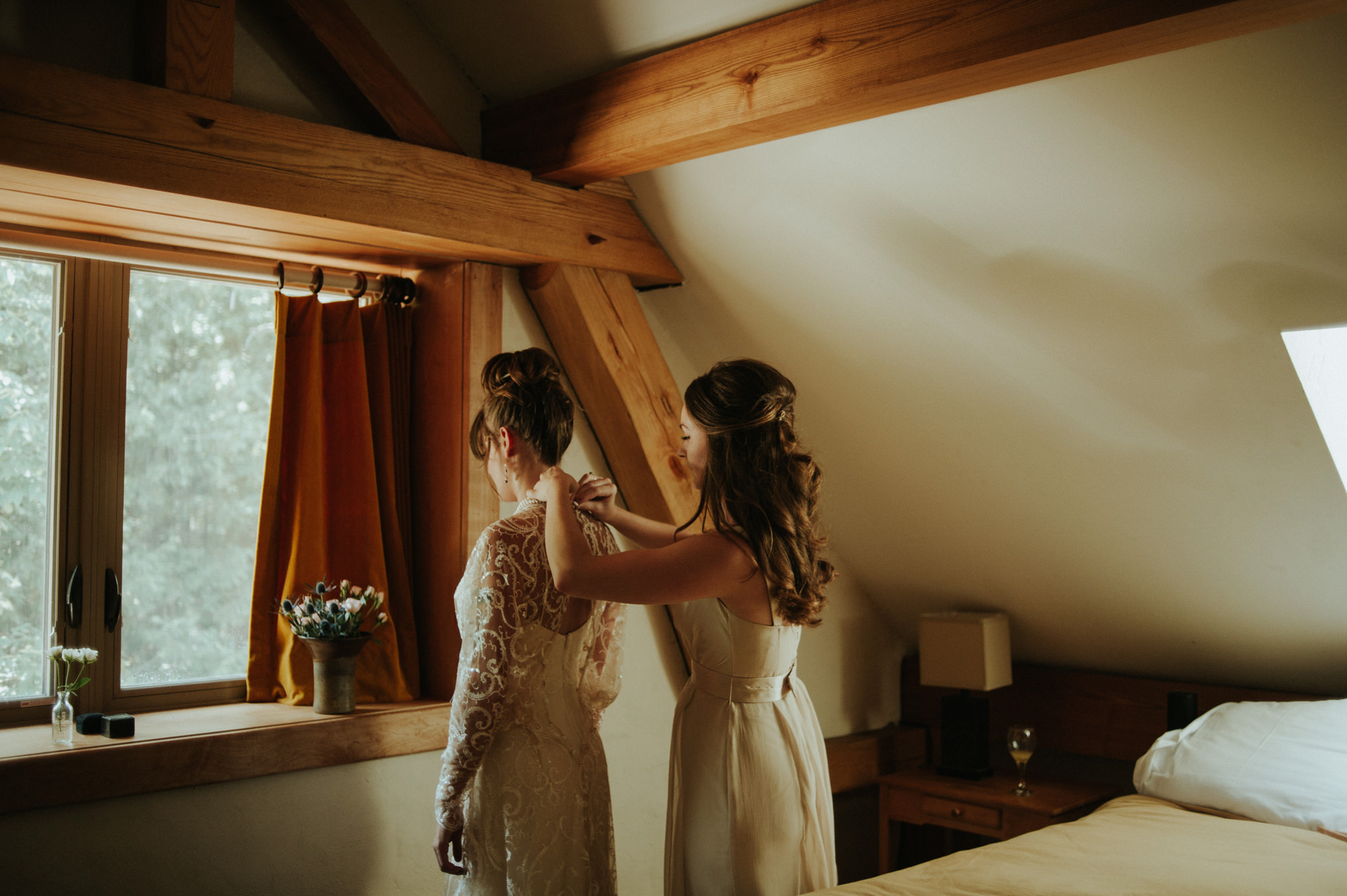 A dreamy femme babe same sex forest wedding at Riverstone Retreat // Daring Wanderer: www.daringwanderer.com