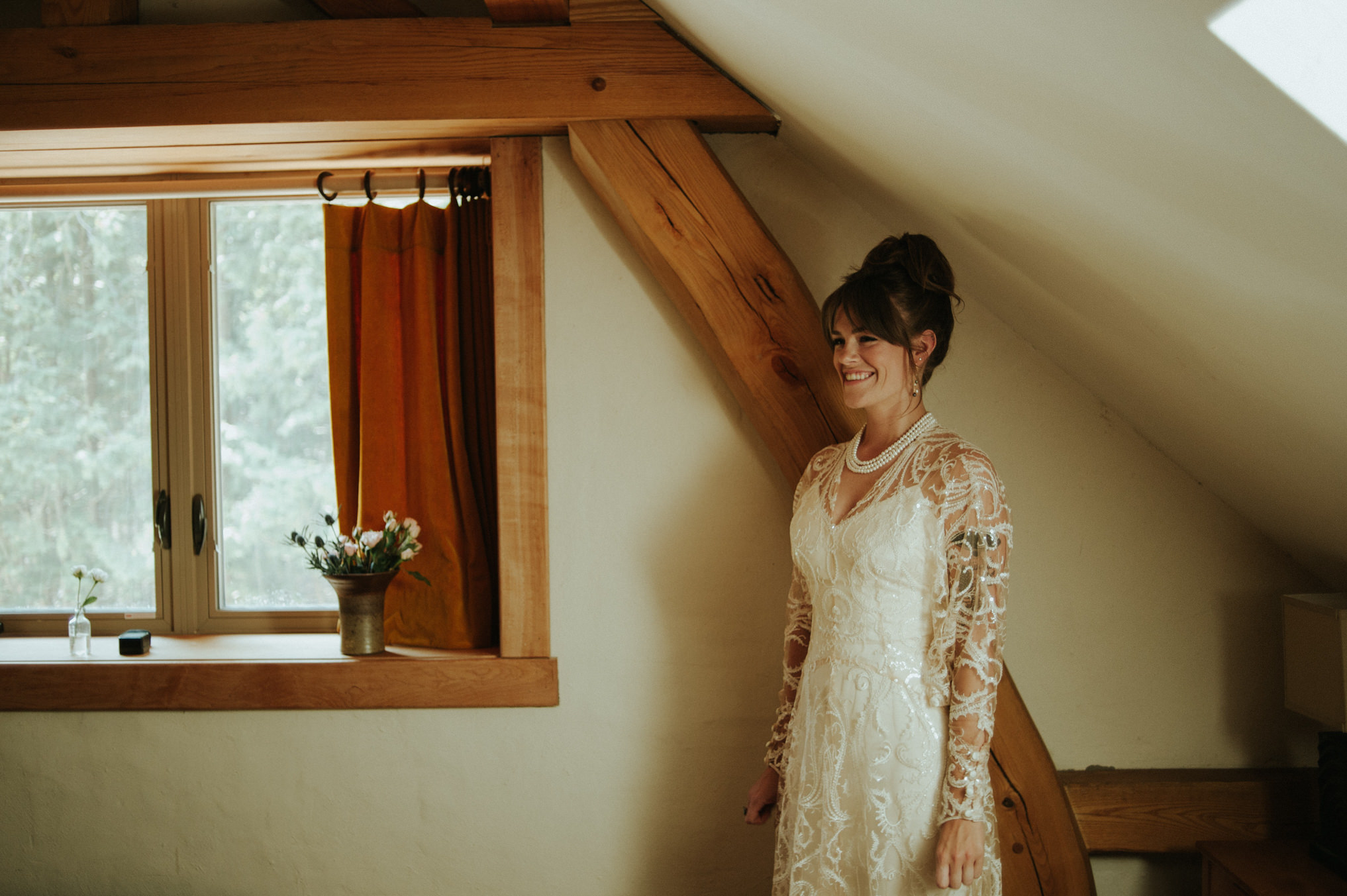 A dreamy femme babe same sex forest wedding at Riverstone Retreat // Daring Wanderer: www.daringwanderer.com