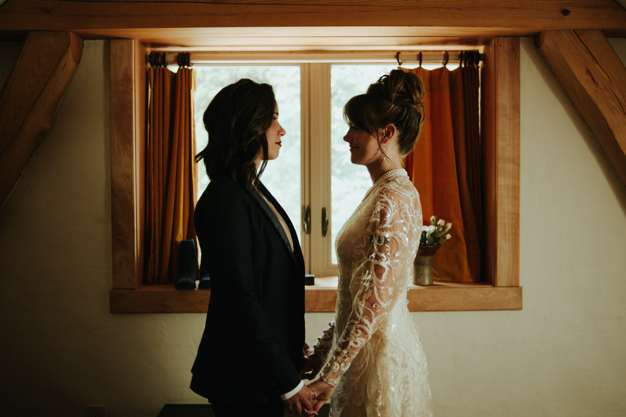 A dreamy femme babe same sex forest wedding at Riverstone Retreat // Daring Wanderer: www.daringwanderer.com