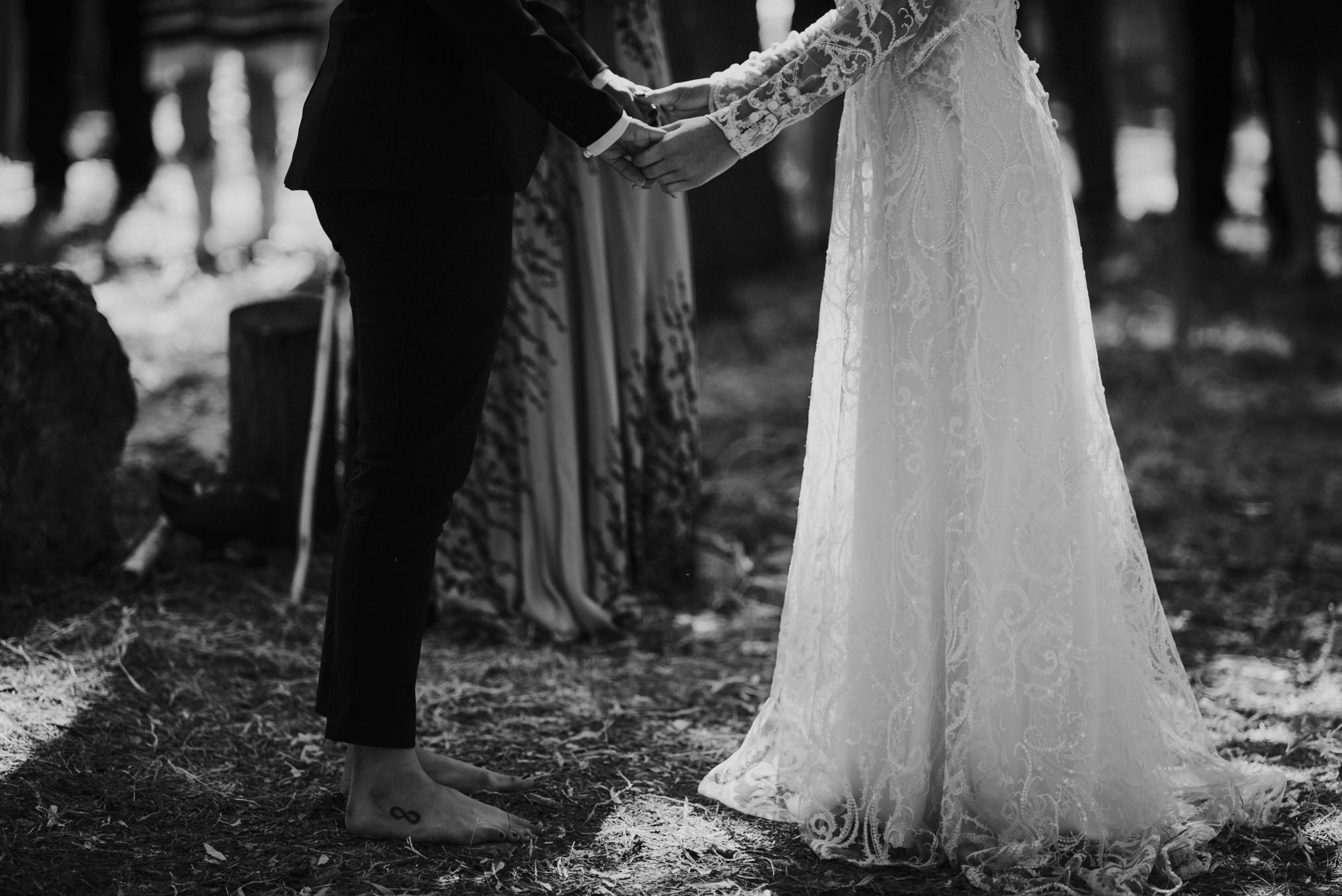 A dreamy femme babe same sex forest wedding at Riverstone Retreat // Daring Wanderer: www.daringwanderer.com