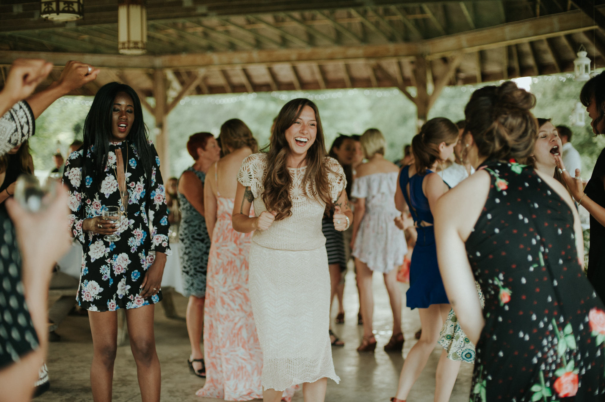 A dreamy femme babe same sex forest wedding at Riverstone Retreat // Daring Wanderer: www.daringwanderer.com