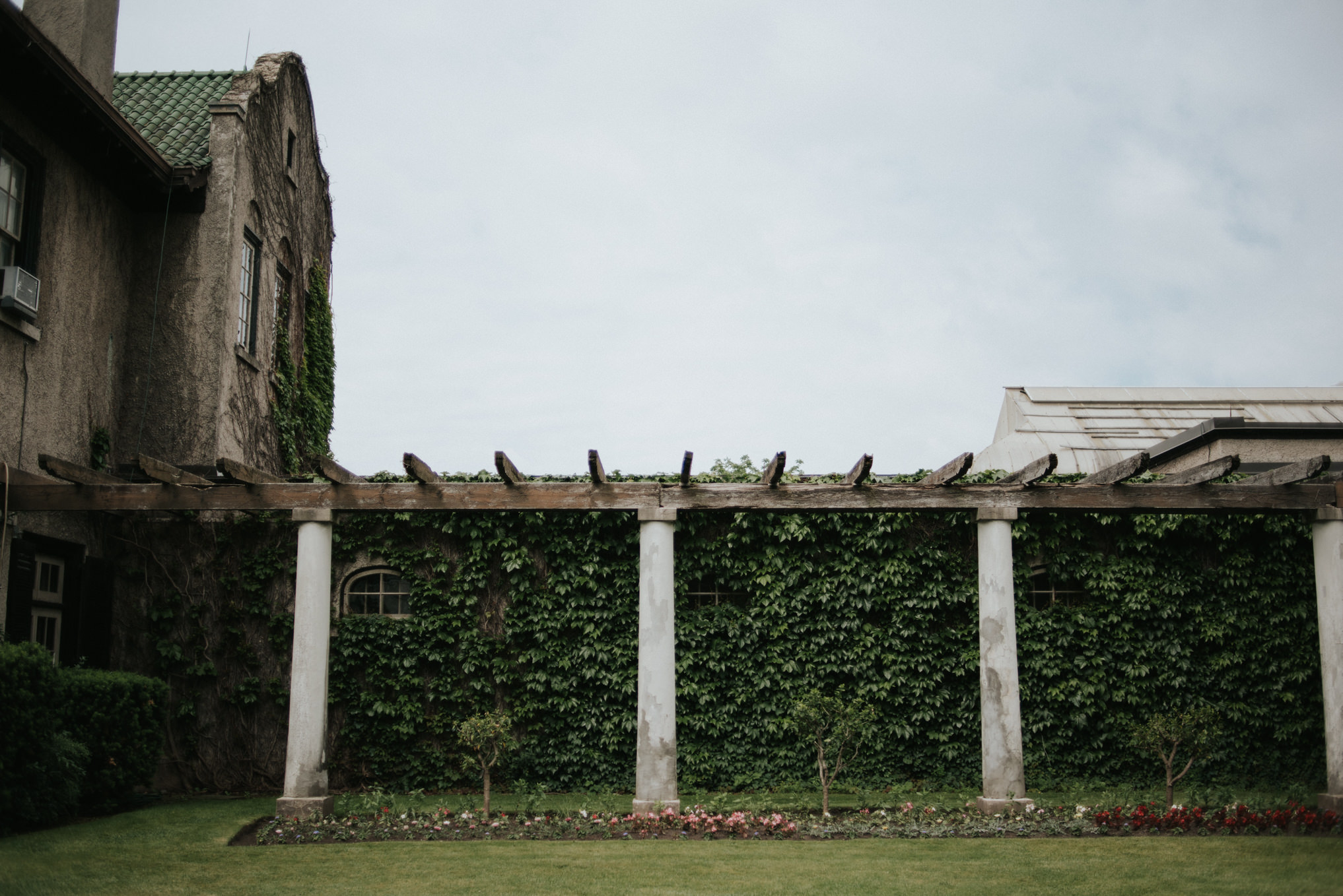 Handmade botanical garden Parkwood Estate Wedding // Daring Wanderer: www.daringwanderer.com