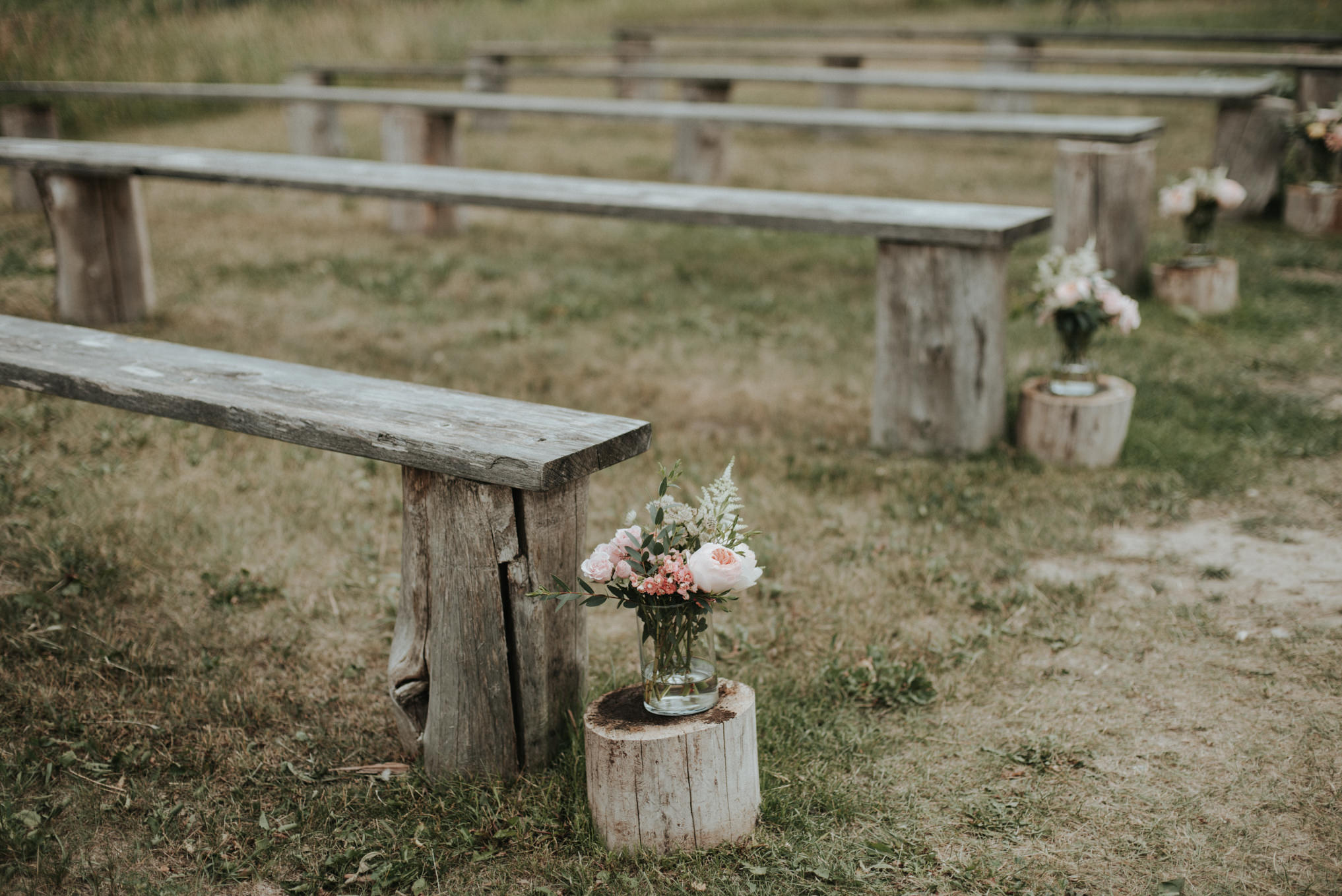 An intimate bohemian outdoor farm wedding at South Pond Farms // Daring Wanderer: www.daringwanderer.com