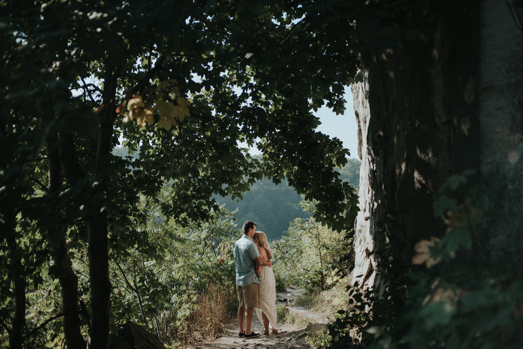 Dreamy Niagara Gorge Engagement // Daring Wanderer: www.daringwanderer.com