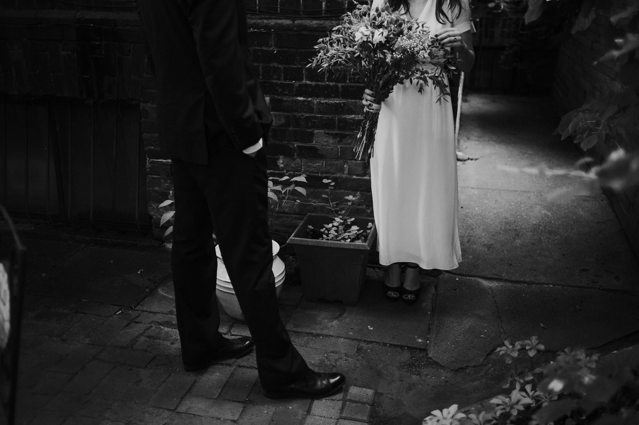 Secret Allan Gardens elopement in Toronto // Daring Wanderer: www.daringwanderer.com