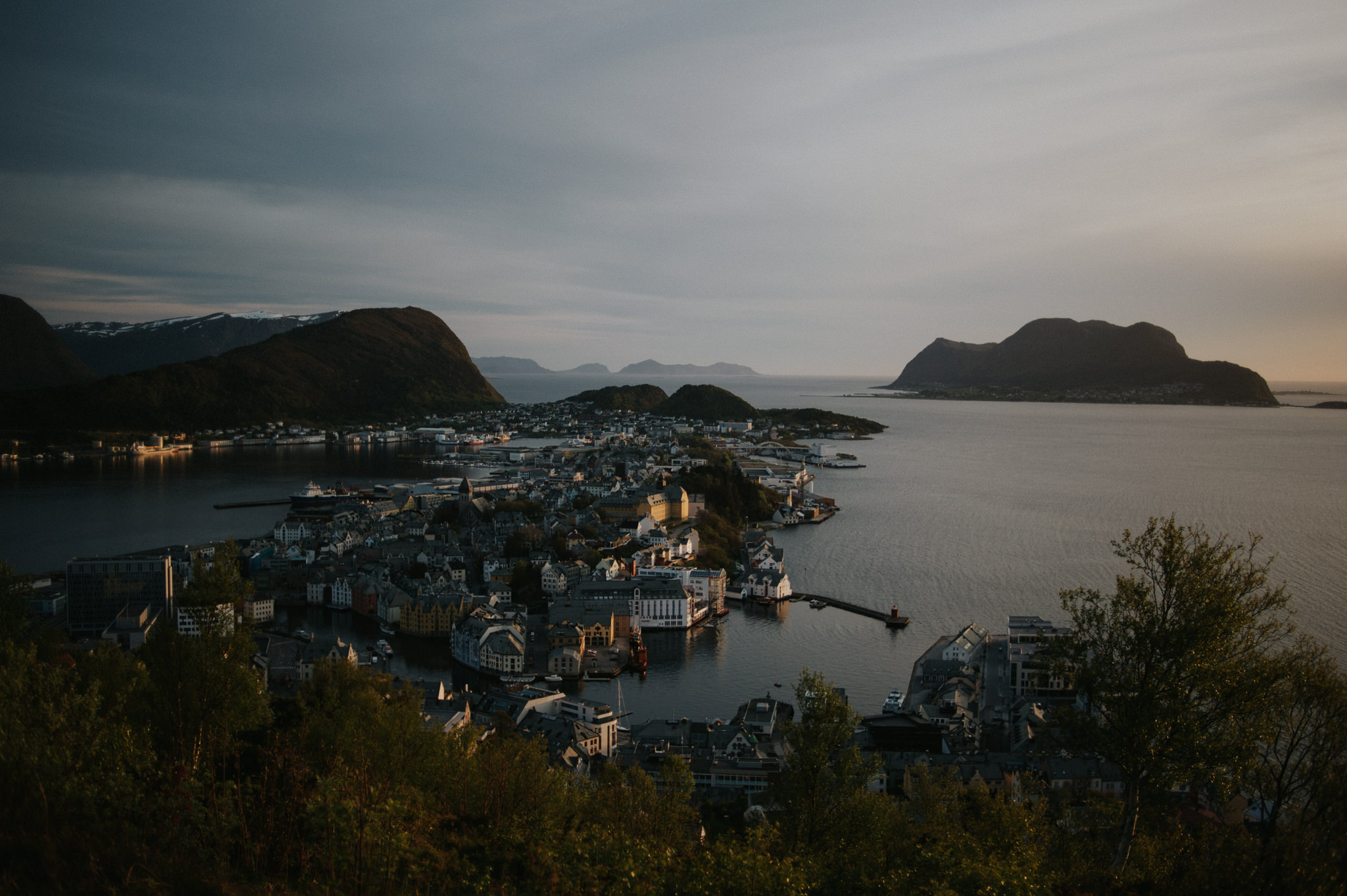 Alesund, Norway // Daring Wanderer: www.daringwanderer.com