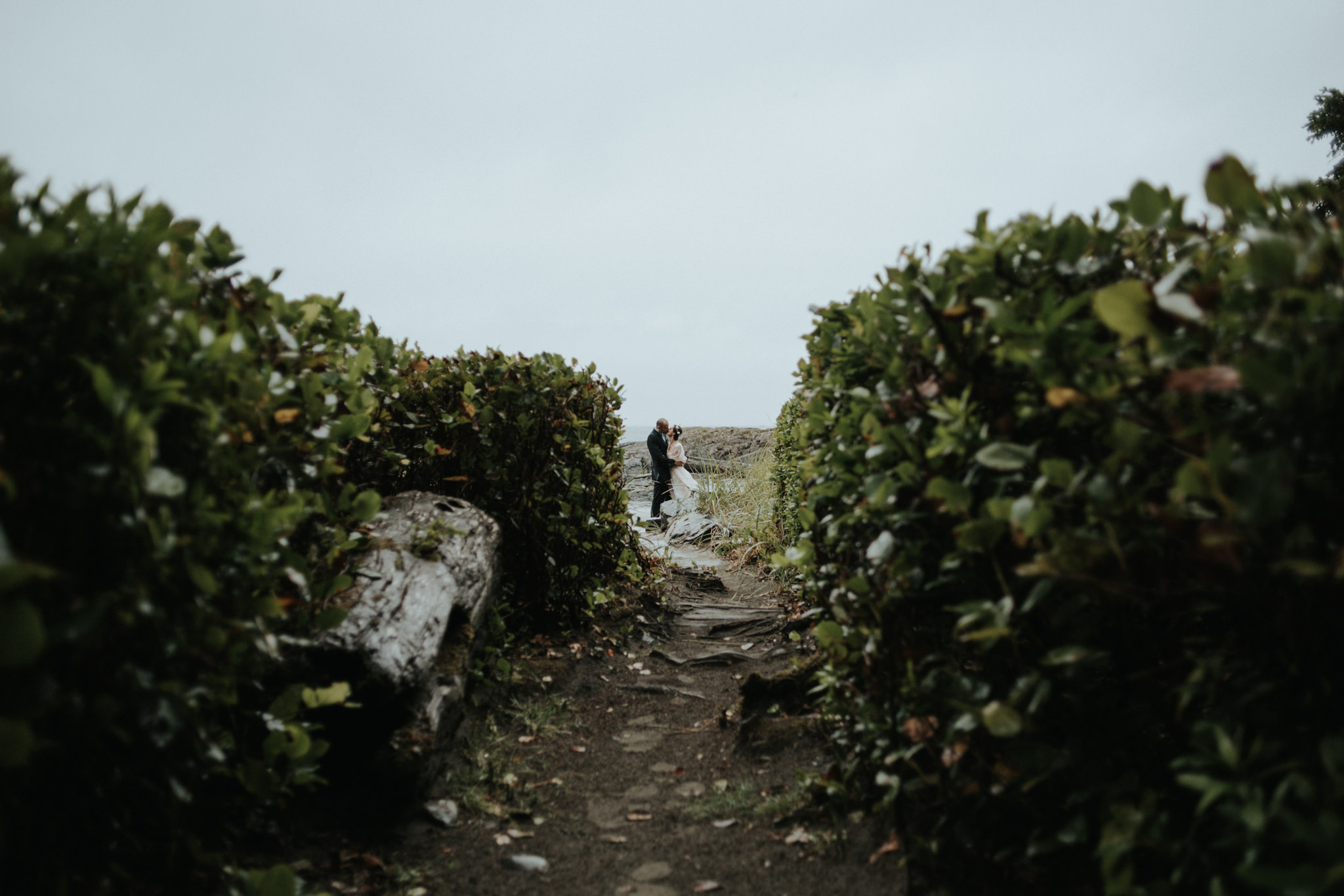 Intimate Tofino Elopement // Daring Wanderer: www.daringwanderer.com