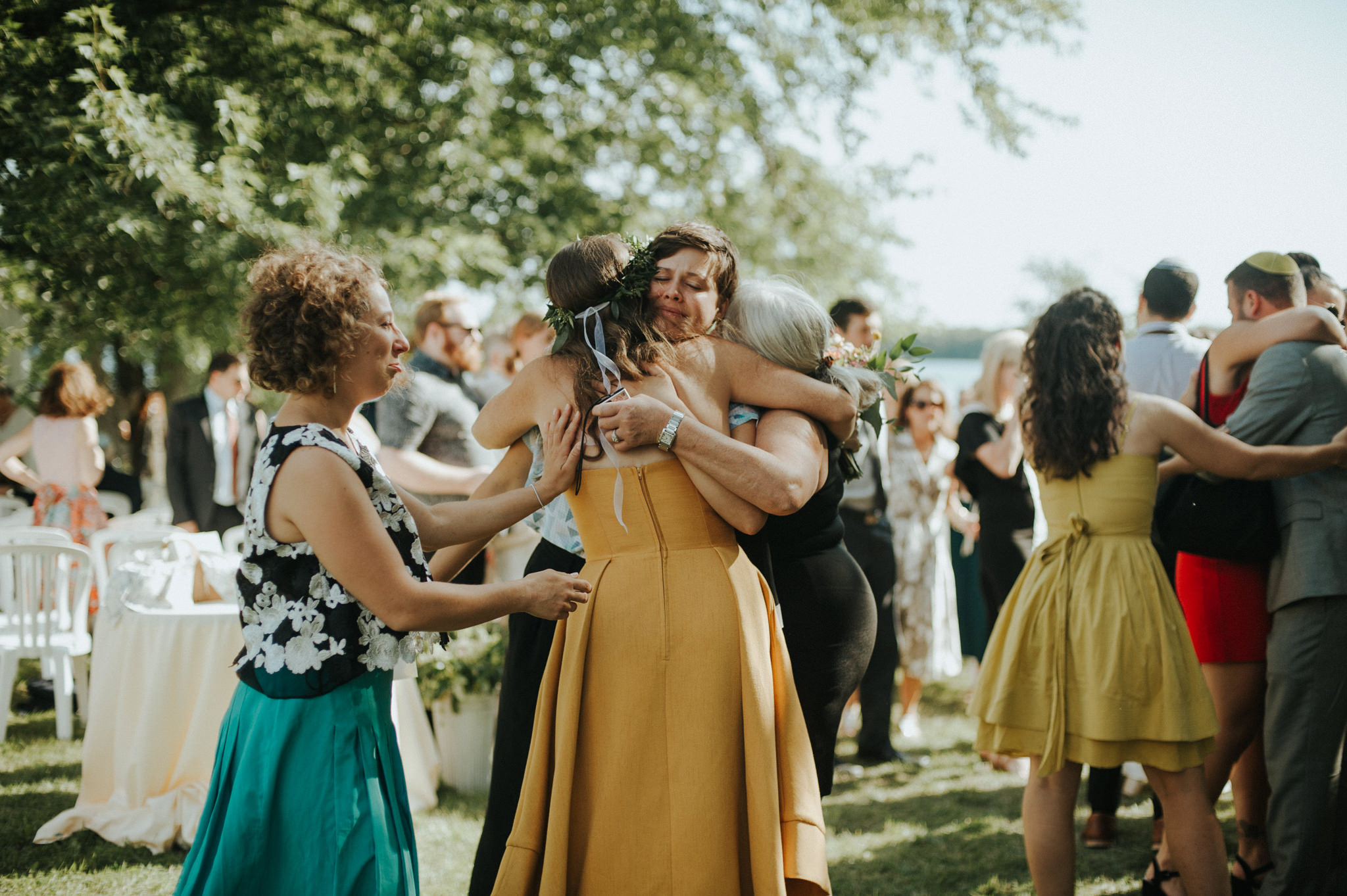 An Intimate Lake on the Mountain Wedding // Daring Wanderer: www.daringwanderer.com