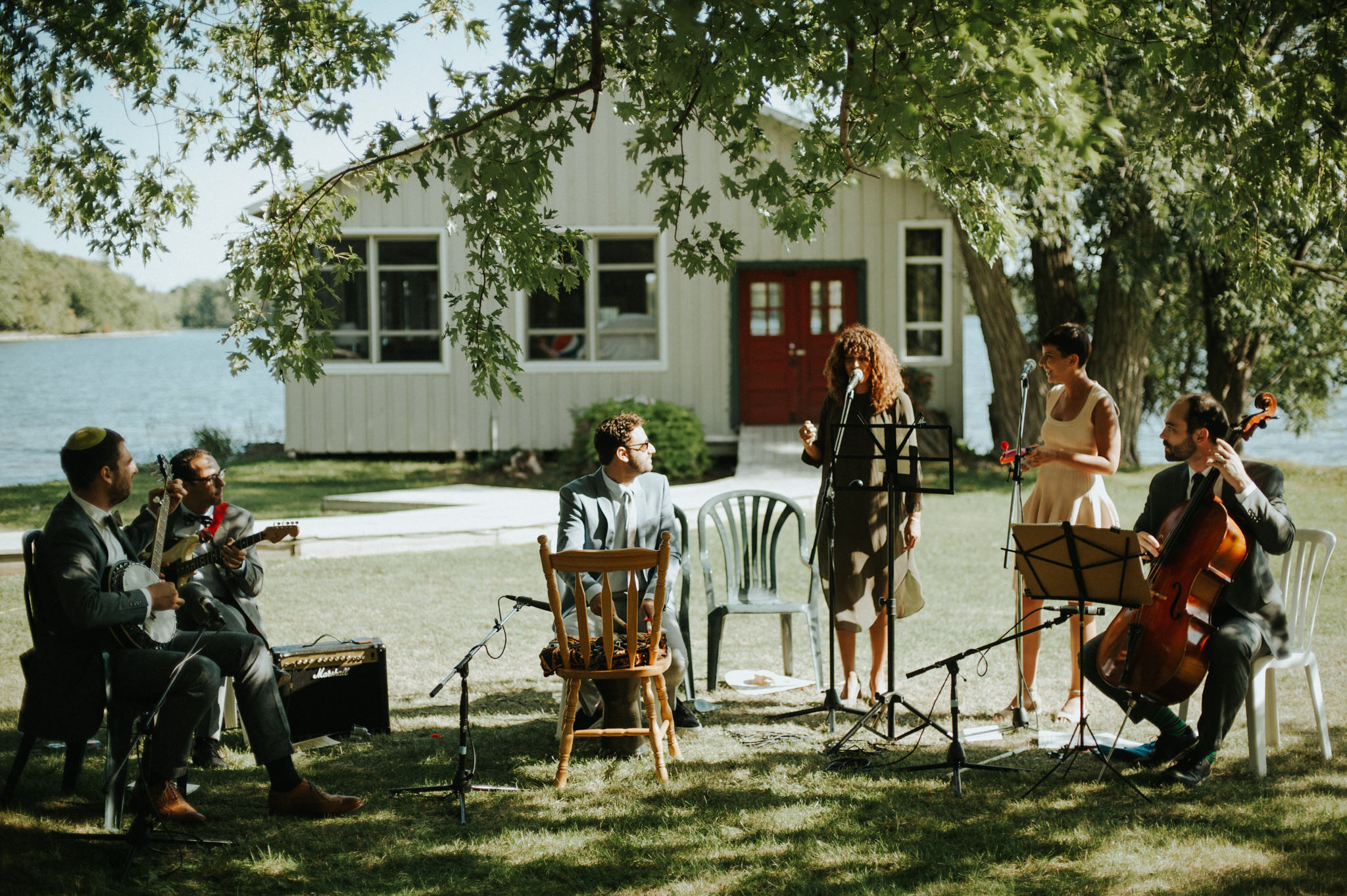 An Intimate Lake on the Mountain Wedding // Daring Wanderer: www.daringwanderer.com