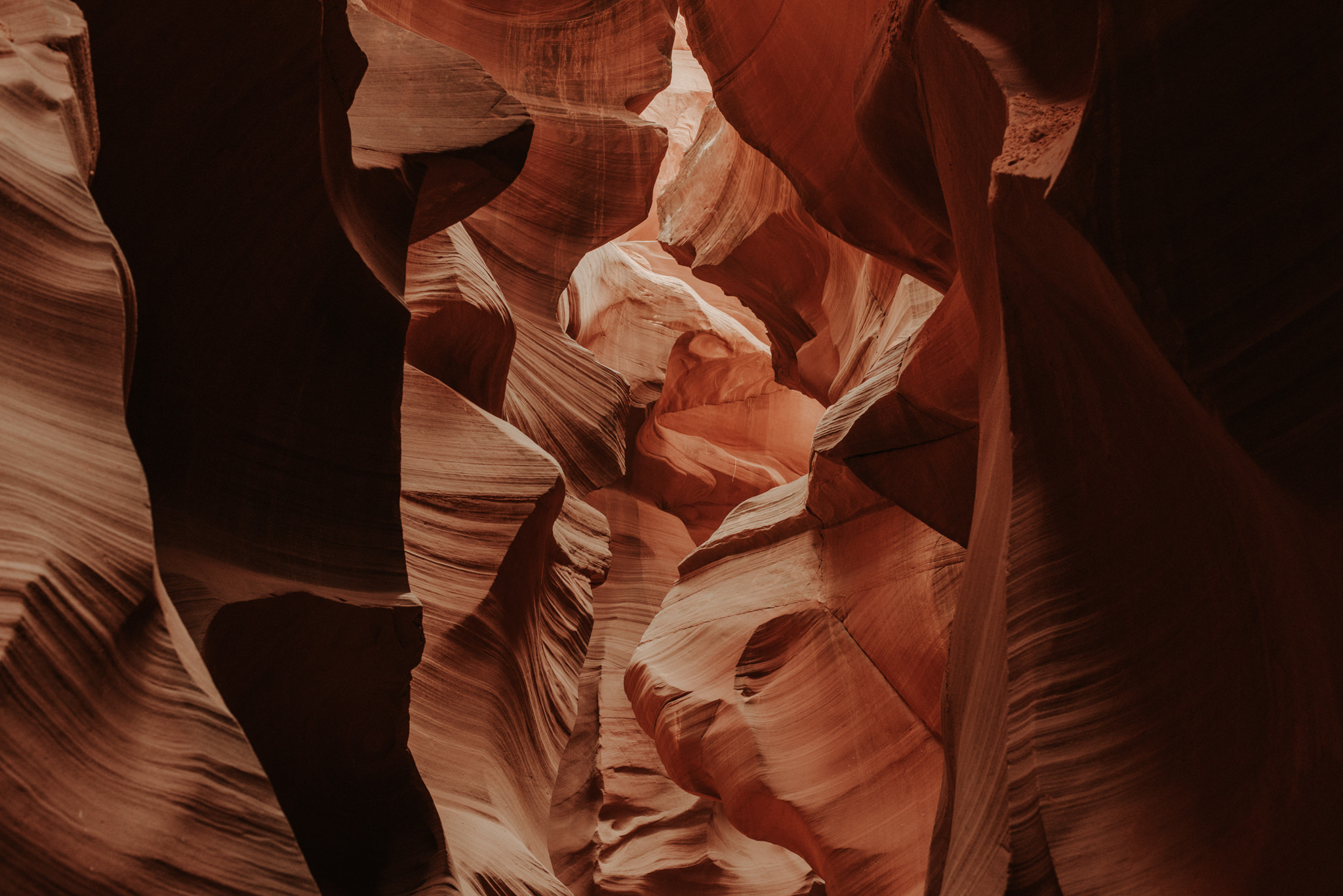 Lower Antelope Canyon in Arizona // Daring Wanderer: www.daringwanderer.com