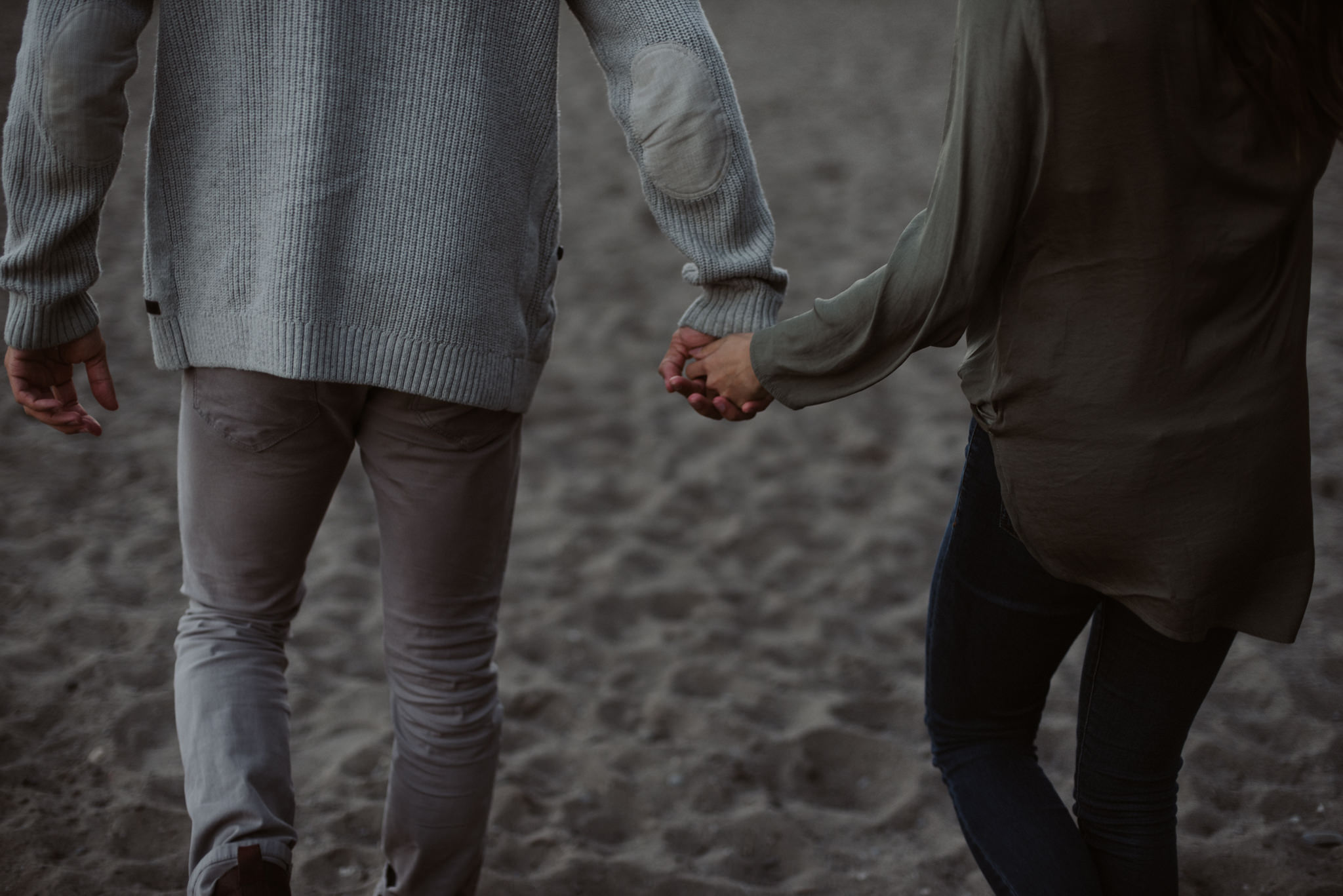 Dreamy Cherry Beach Portraits with some lovers at sunset // Toronto wedding photographer Daring Wanderer 