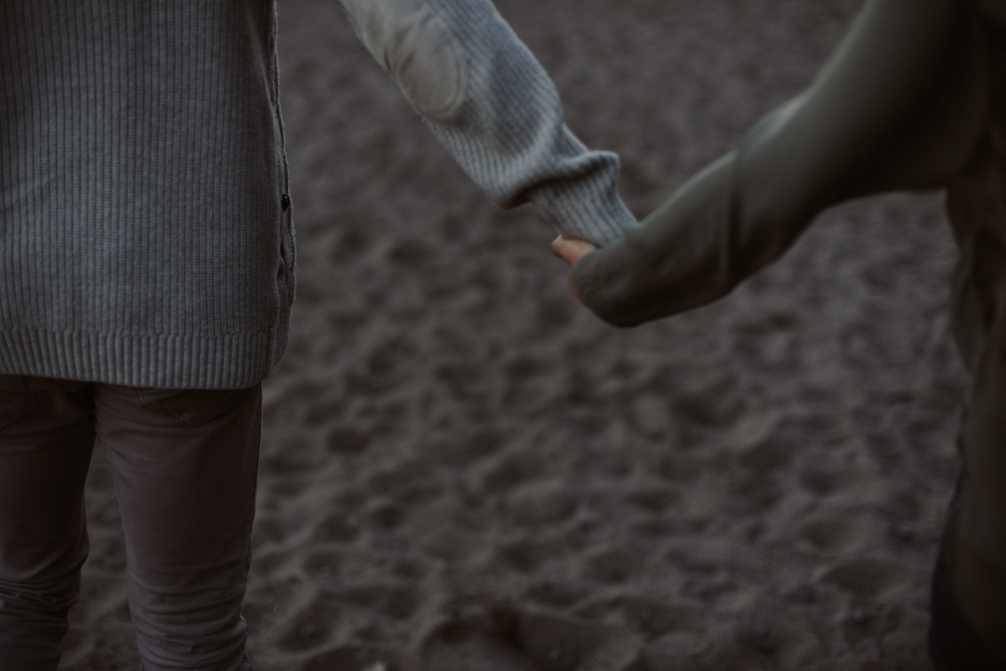 Dreamy Cherry Beach Portraits with some lovers at sunset // Toronto wedding photographer Daring Wanderer 