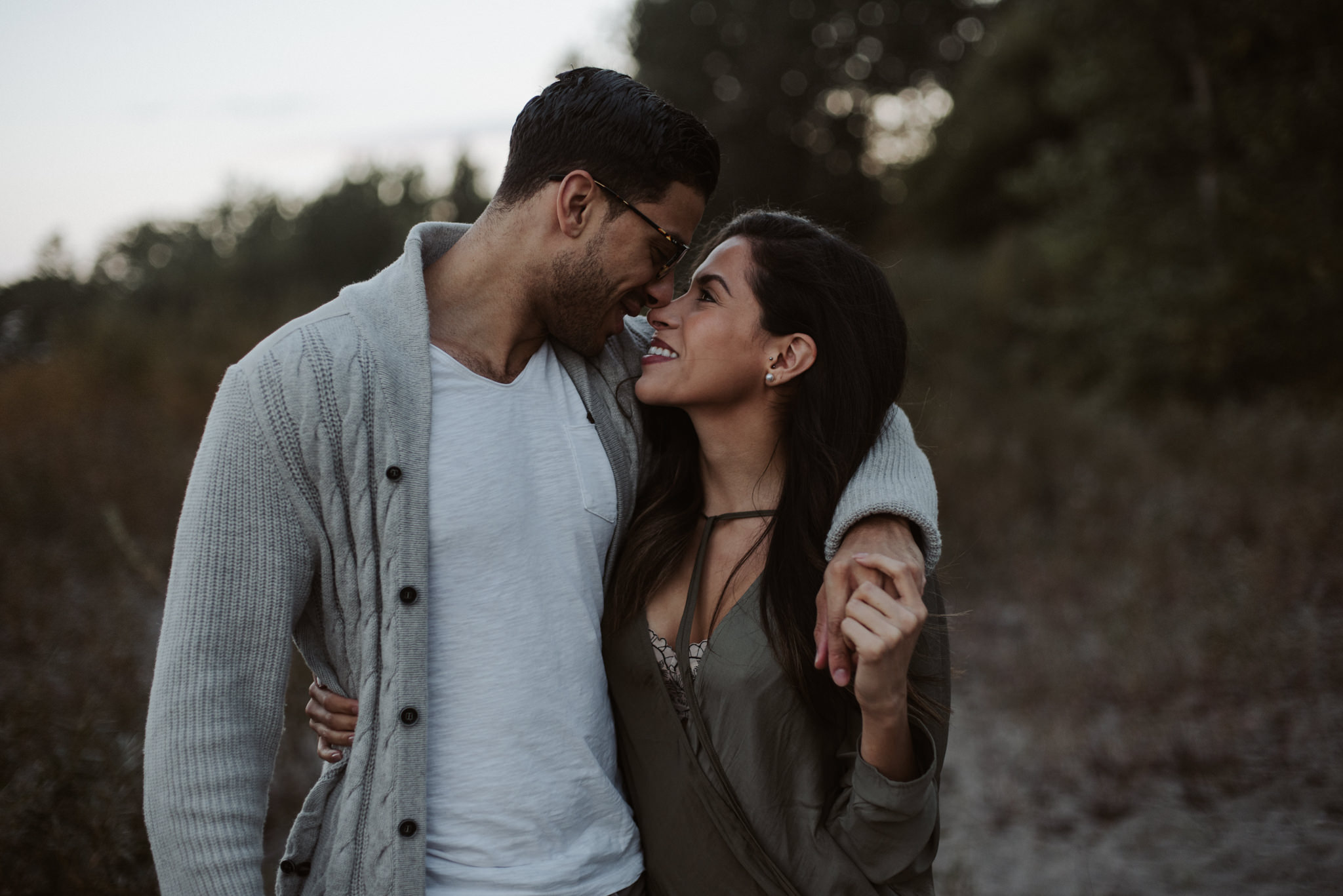 Dreamy Cherry Beach Portraits with some lovers at sunset // Toronto wedding photographer Daring Wanderer 