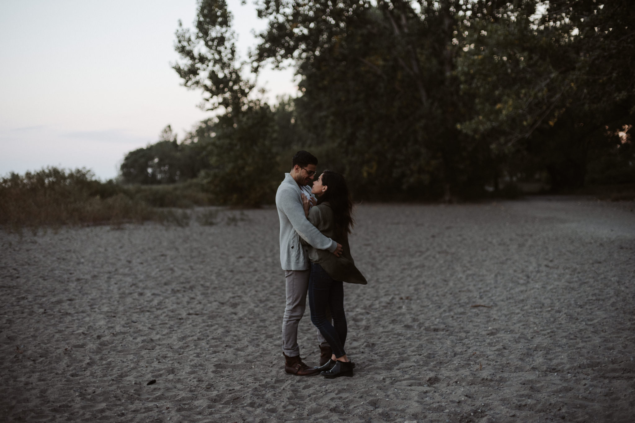 Dreamy Cherry Beach Portraits with some lovers at sunset // Toronto wedding photographer Daring Wanderer 