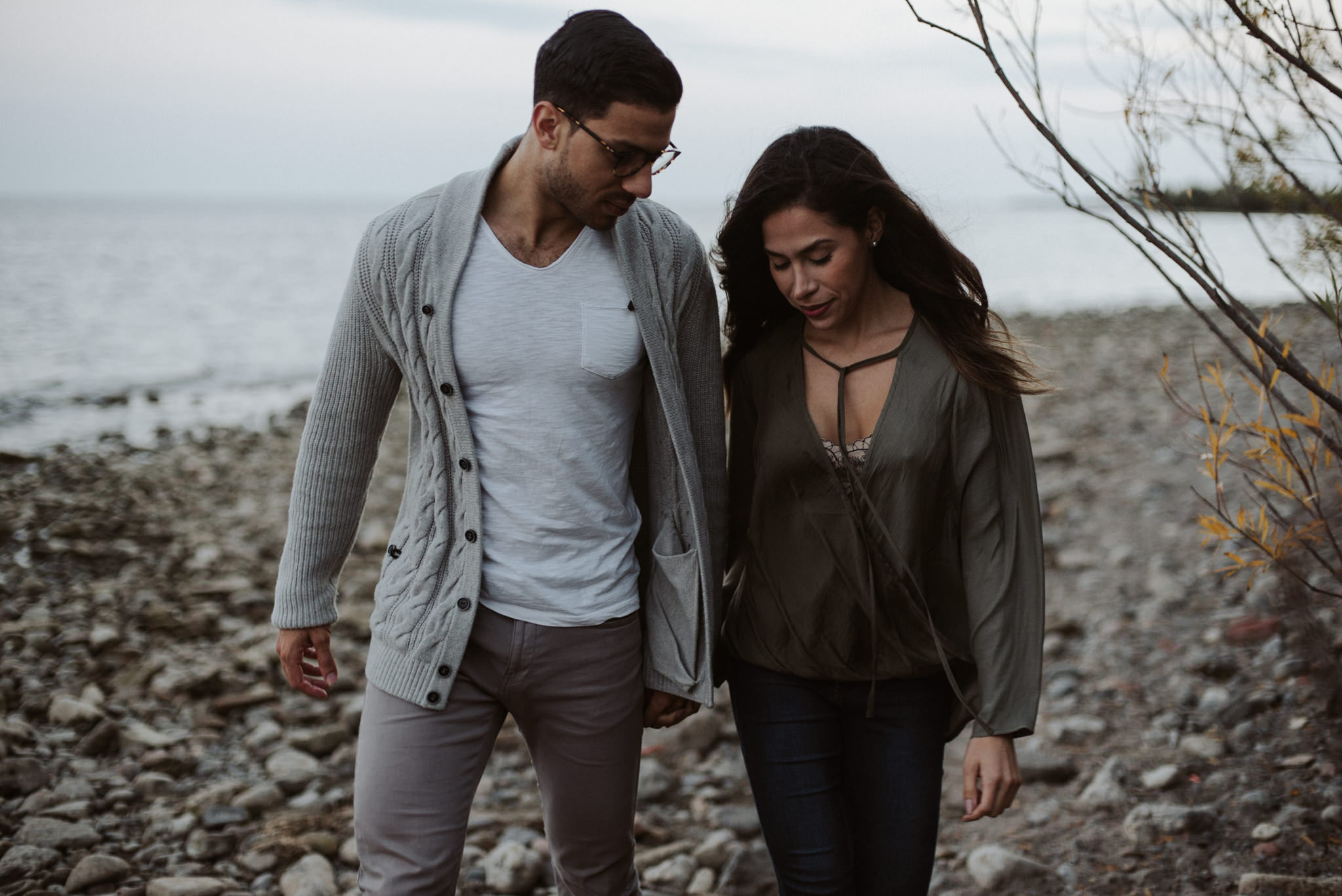 Dreamy Cherry Beach Portraits with some lovers at sunset // Toronto wedding photographer Daring Wanderer 