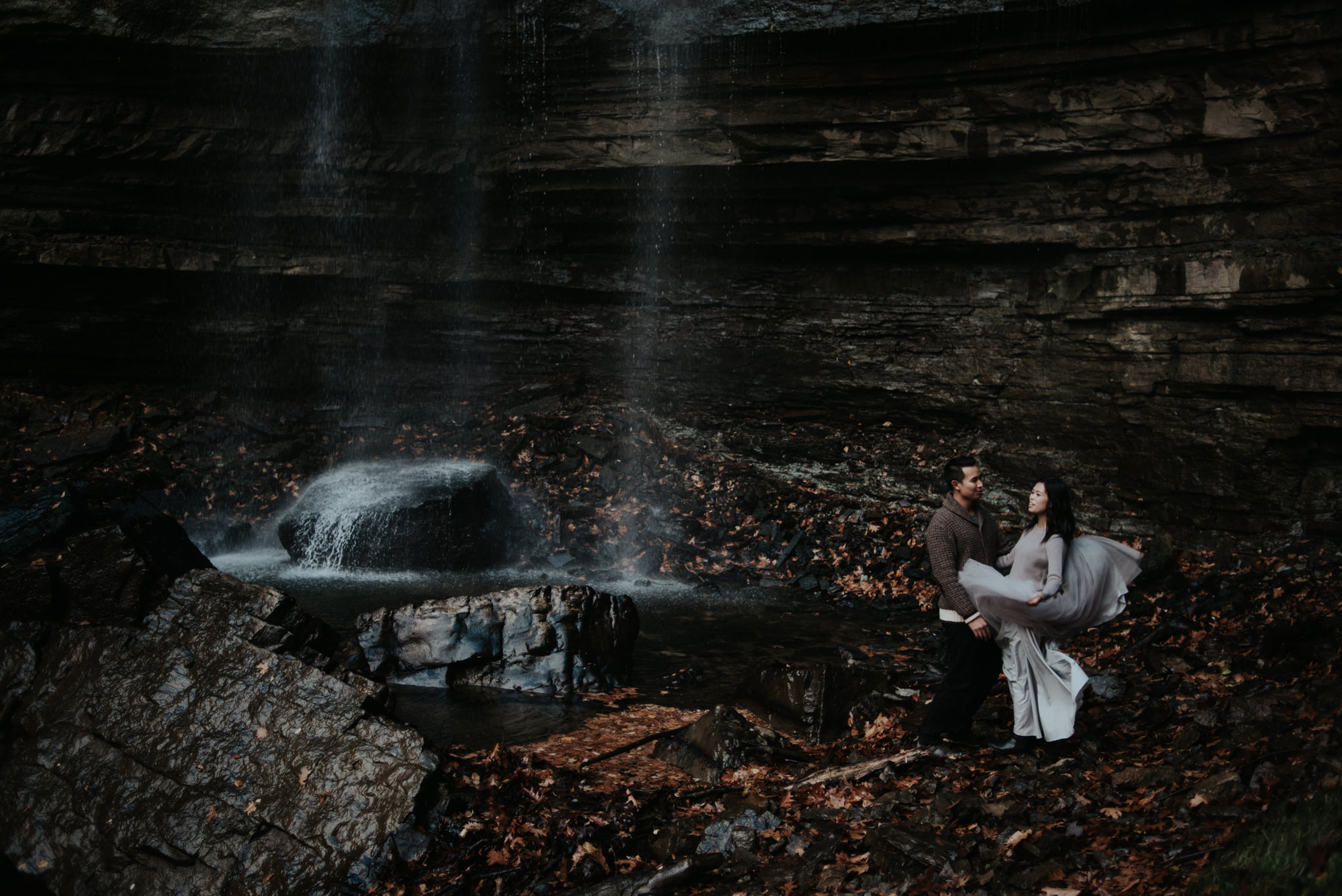 Chasing waterfalls and sunsets, Tews Falls Engagement // Toronto wedding photographer Daring Wanderer 