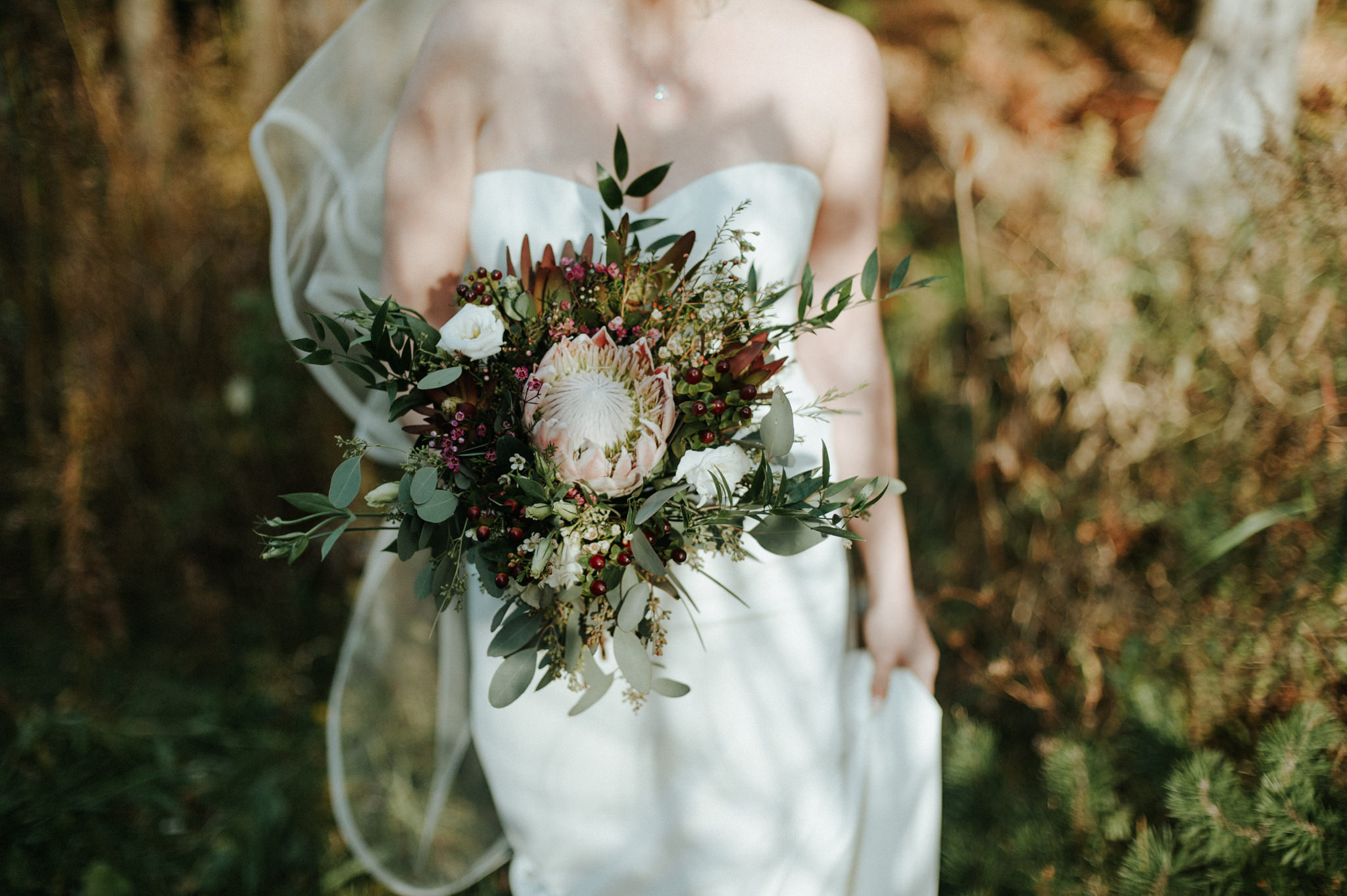 Intimate Cottage Wedding at Serenity Cottage in Owen Sound // Toronto wedding photographer Daring Wanderer 