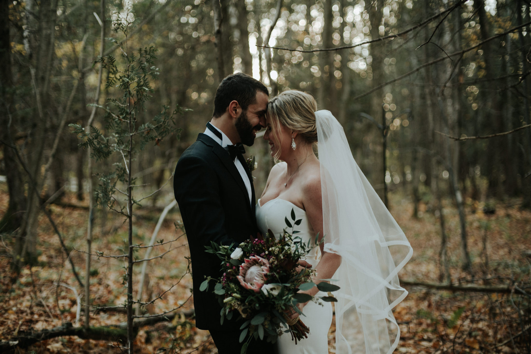 Intimate Cottage Wedding at Serenity Cottage in Owen Sound // Toronto wedding photographer Daring Wanderer 