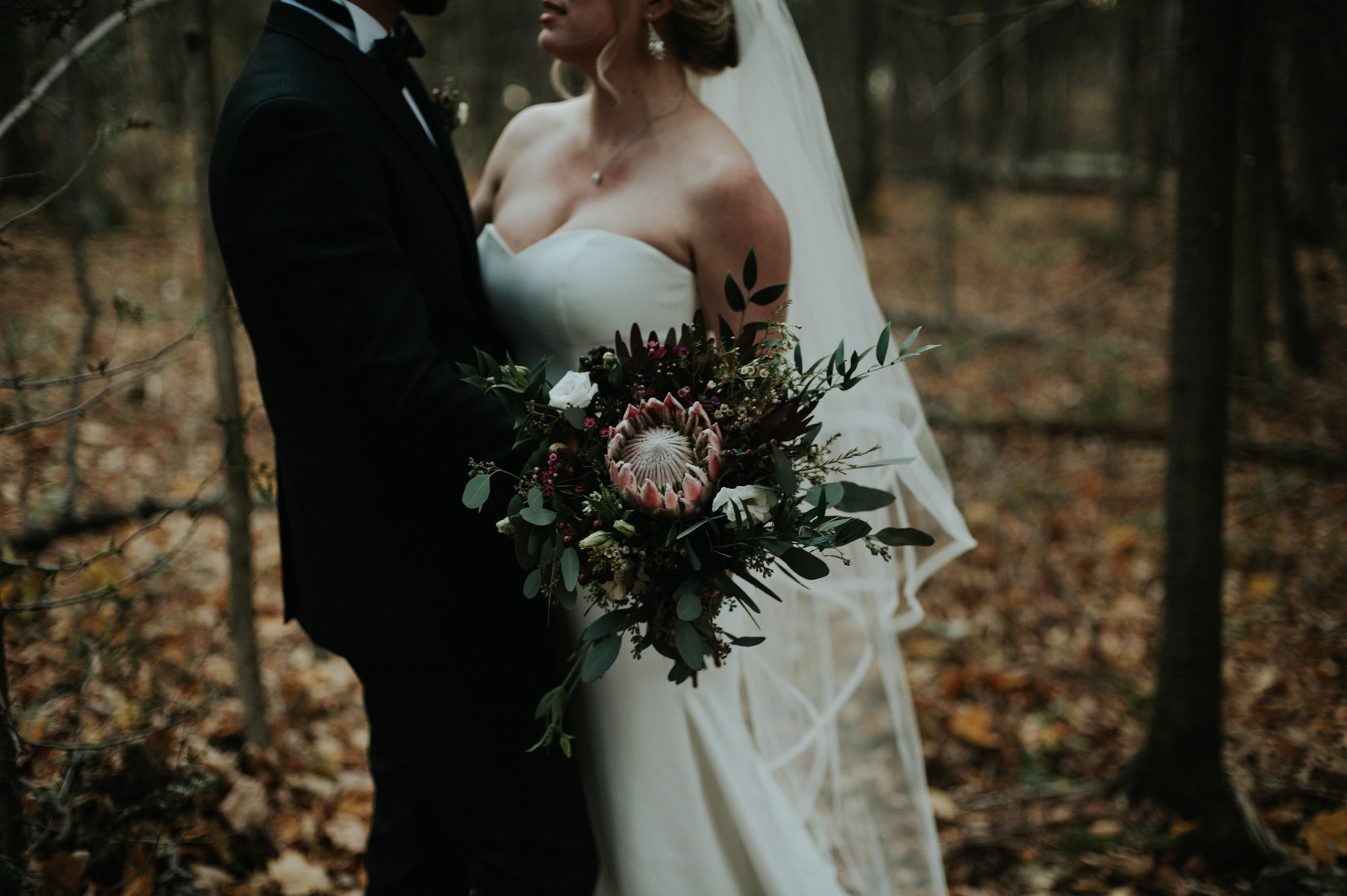 Intimate Cottage Wedding at Serenity Cottage in Owen Sound // Toronto wedding photographer Daring Wanderer 